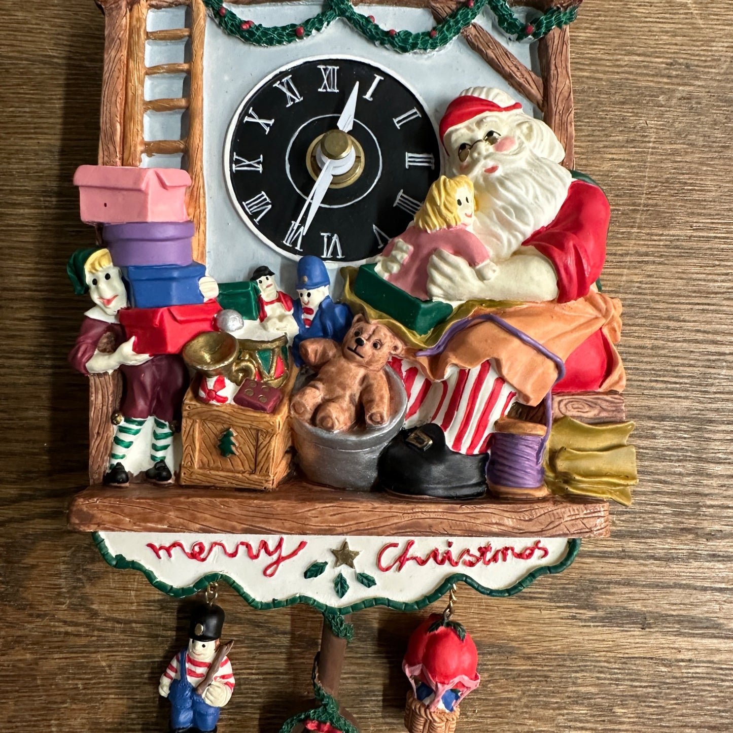 Vintage 1990s Santa Claus Resin Merry Christmas Wall Clock Battery Operated