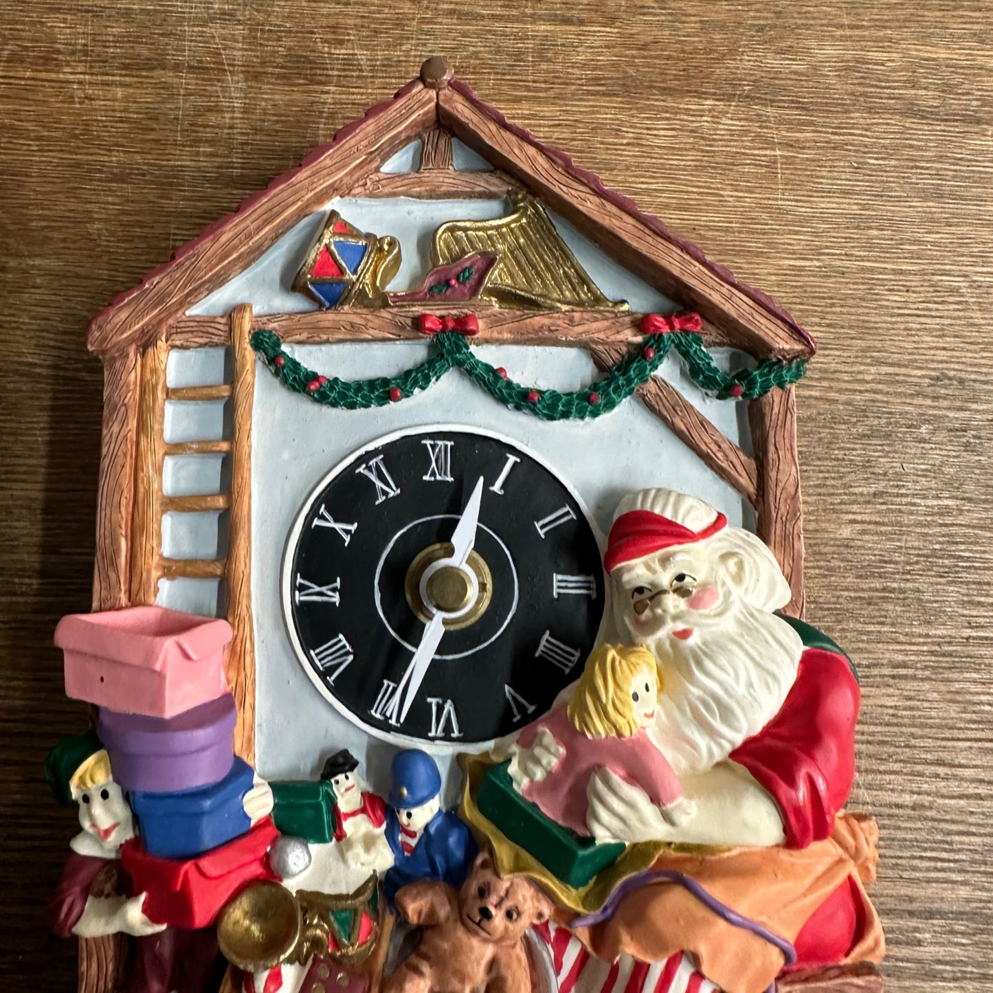 Vintage 1990s Santa Claus Resin Merry Christmas Wall Clock Battery Operated