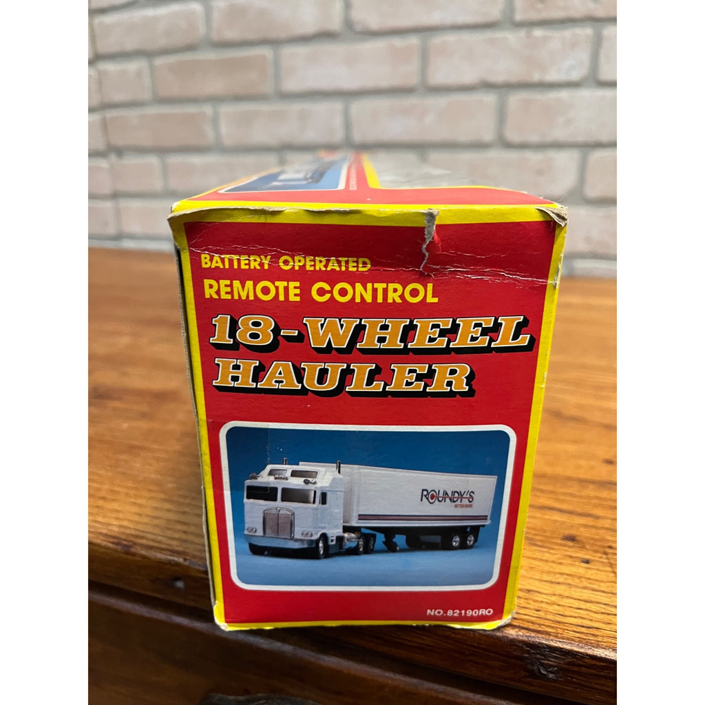 1993 Scientific Toys 18 Wheel Hauler Remote Control Roundys RARE! New in Box