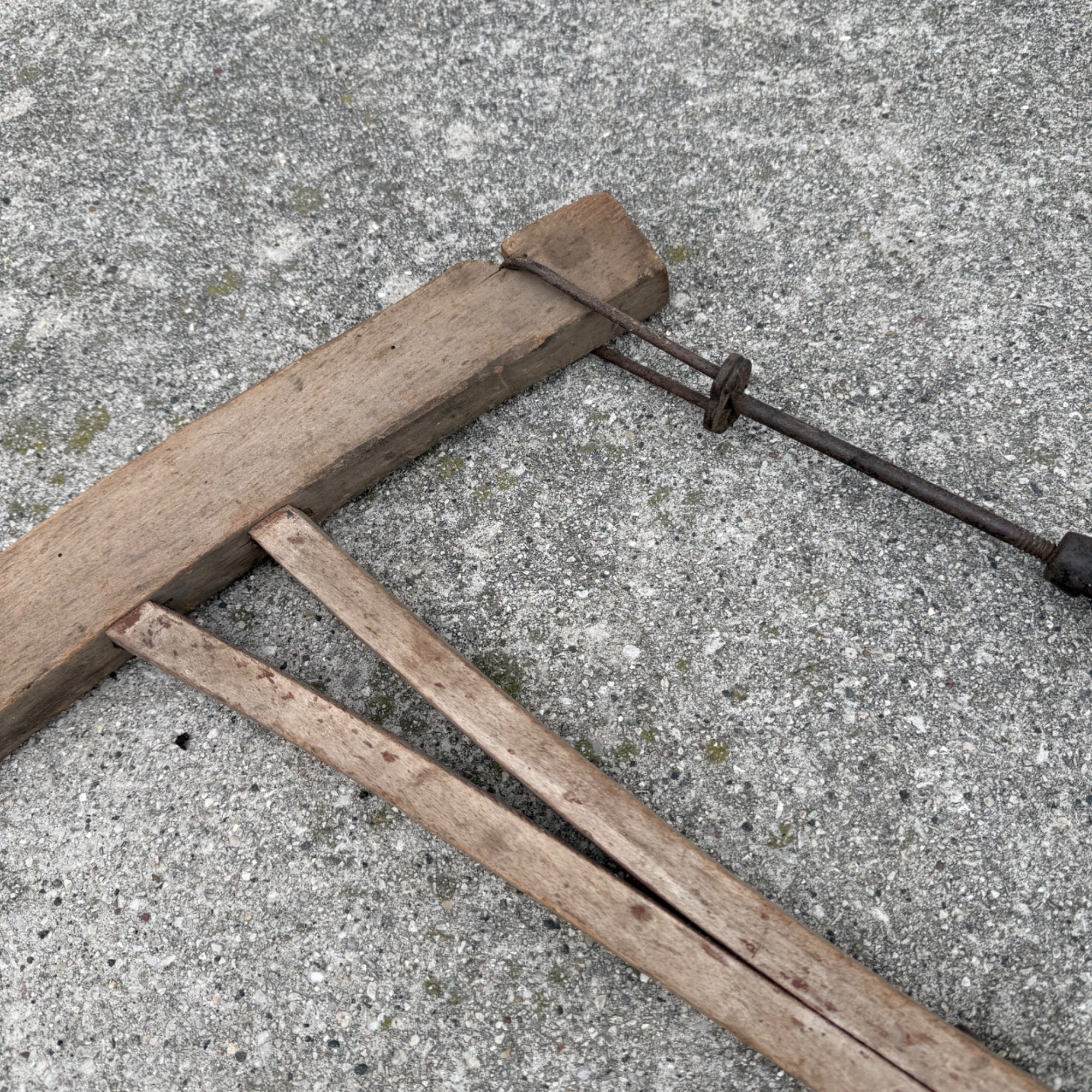 Vintage Antique Cross Cut Wood Buck / Bow Saw Rustic Cabin Decor