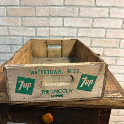 Vintage 1977 Wood Crate 7UP Dot 24-pack Case Carrier Watertown Wisconsin Box