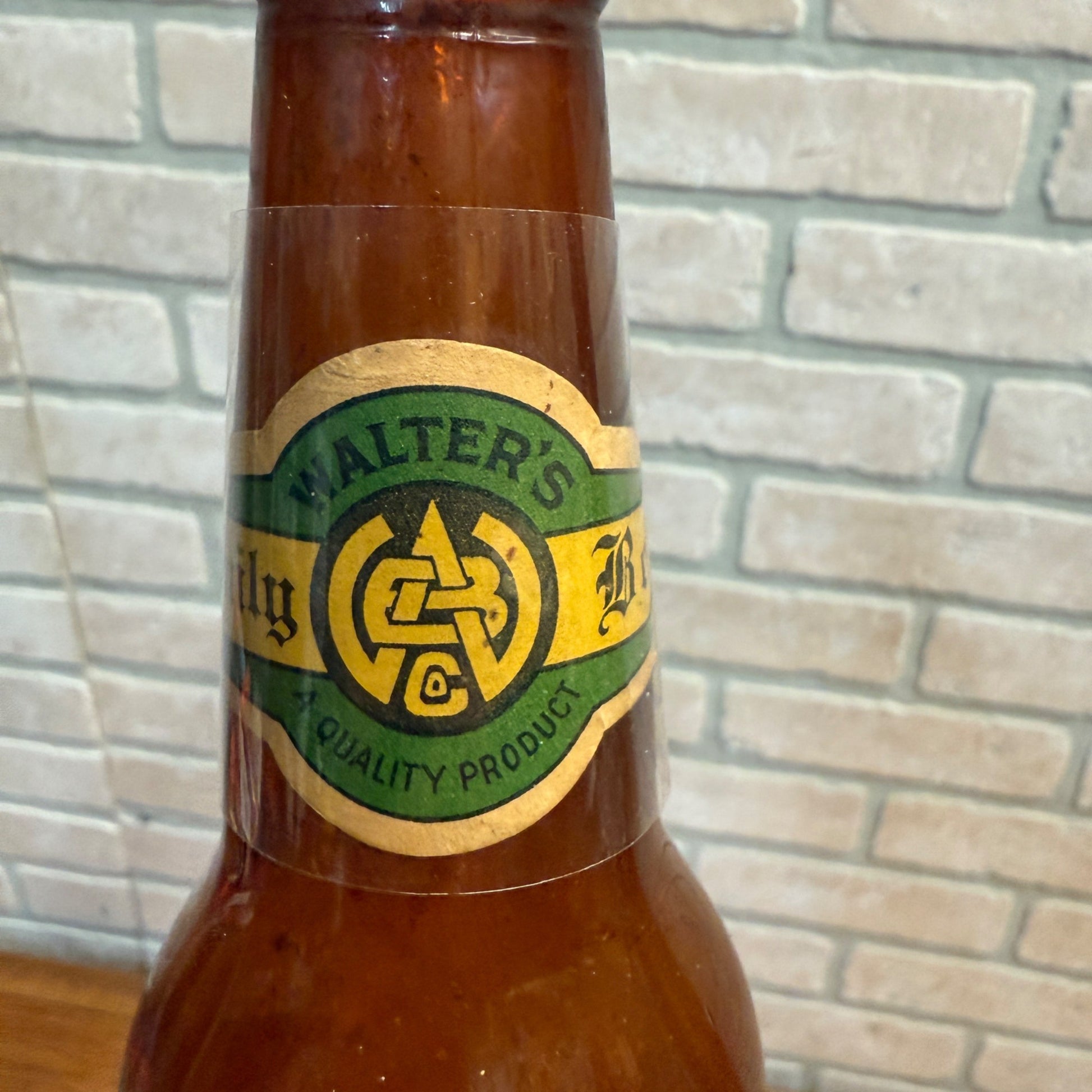 Vintage Walter's Family Beer IRTP Label Bottle Eau Claire Wisconsin 12oz WI Rare