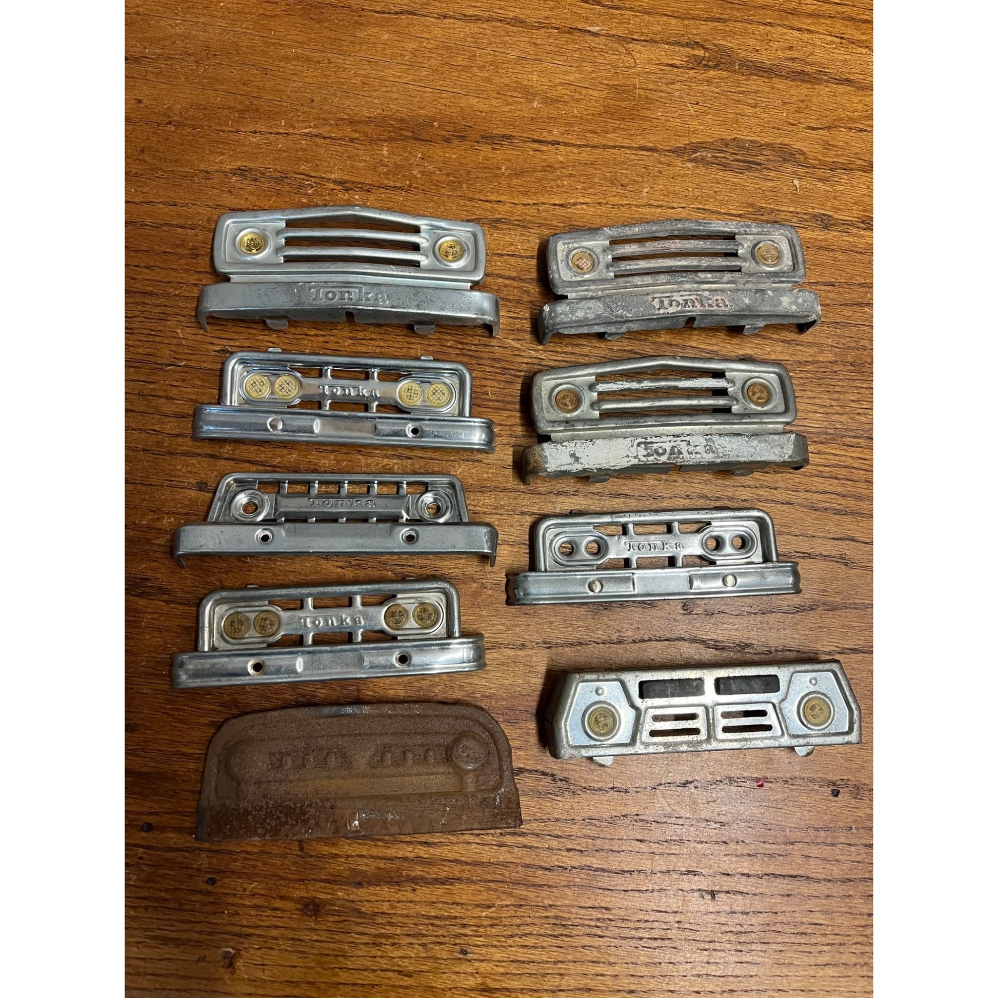 Vintage Original Tonka Front Grille Parts Headlights Truck Toys ++