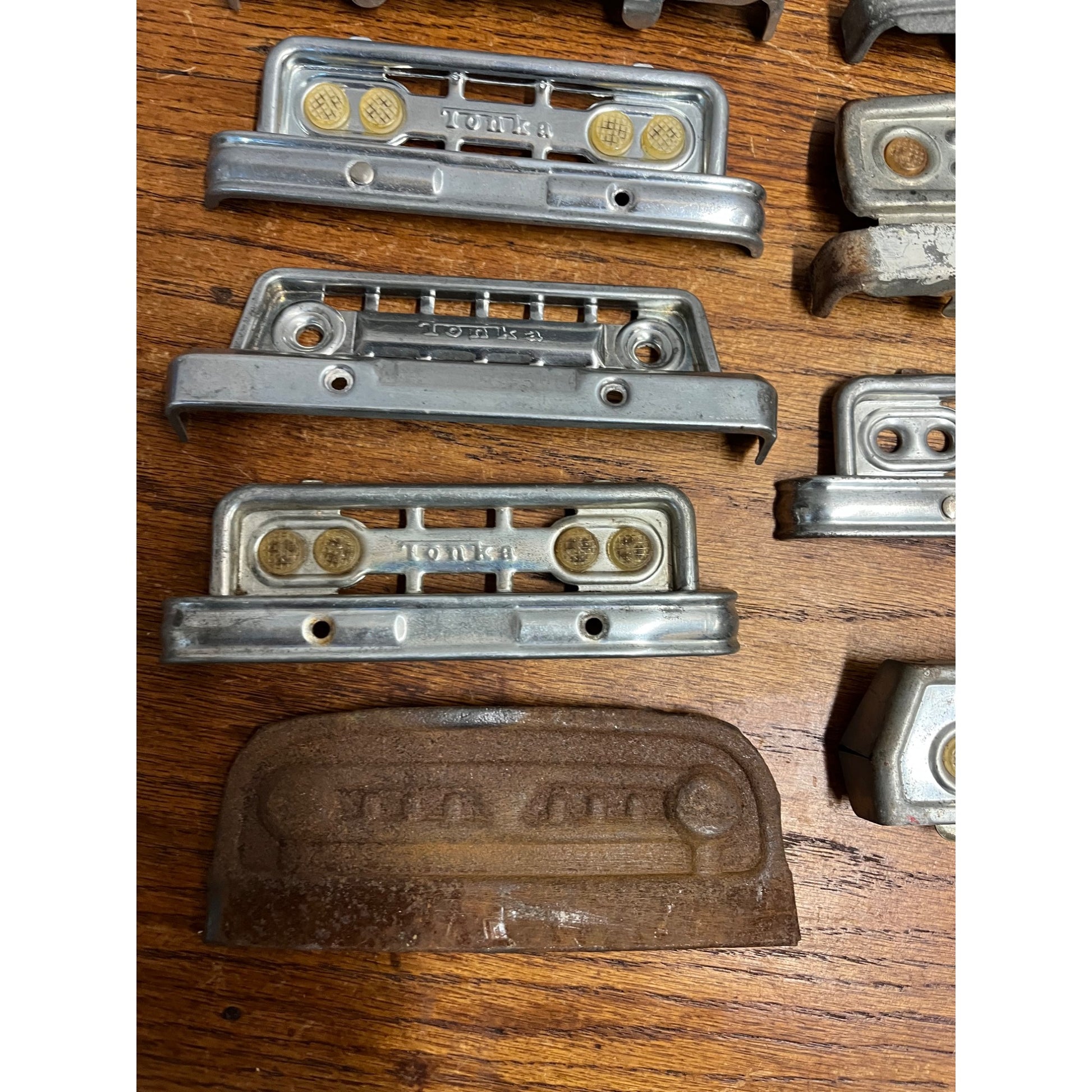 Vintage Original Tonka Front Grille Parts Headlights Truck Toys ++