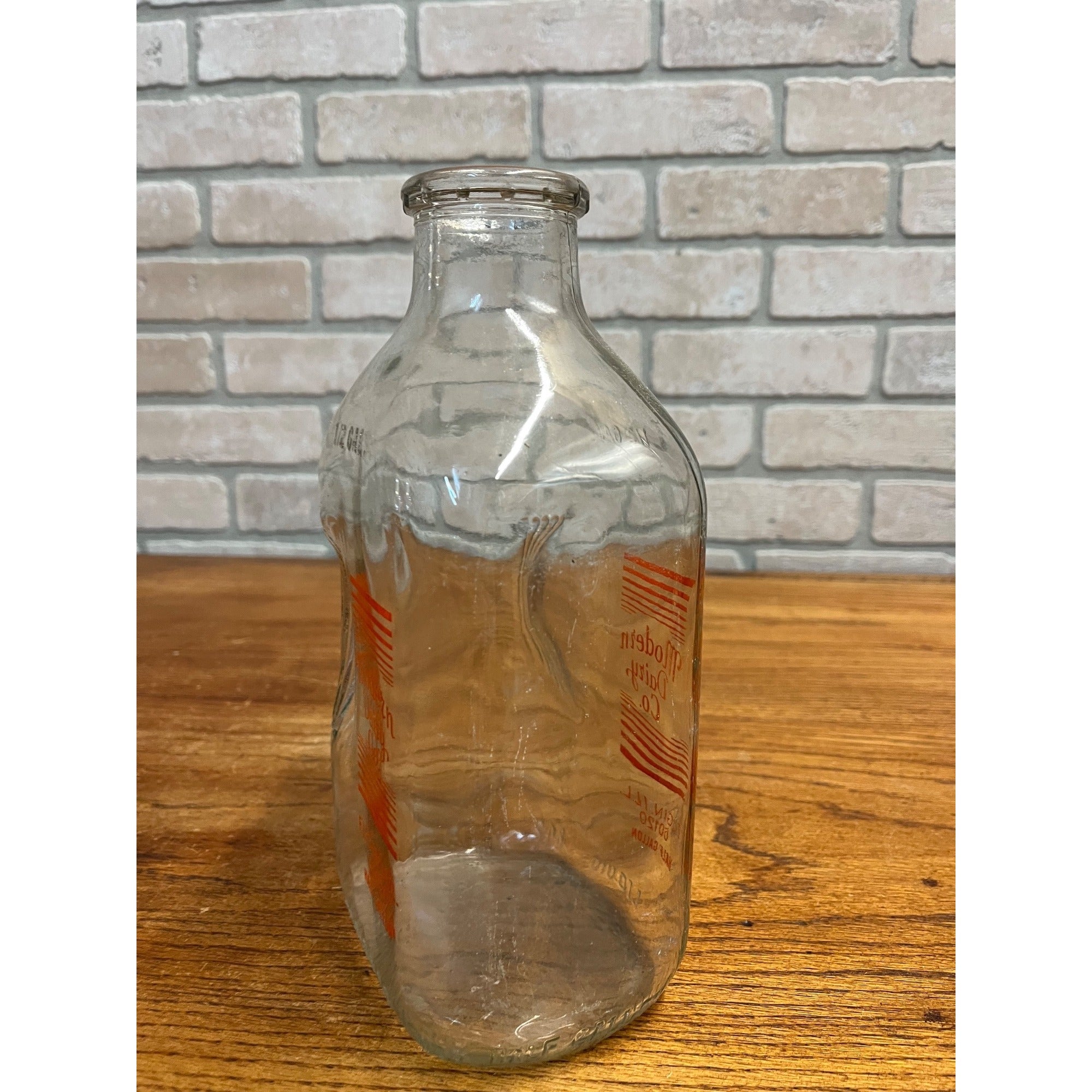 Vintage Modern Dairy Co. Milk Bottle Elgin IL Illinois Half Gallon Glass Jug