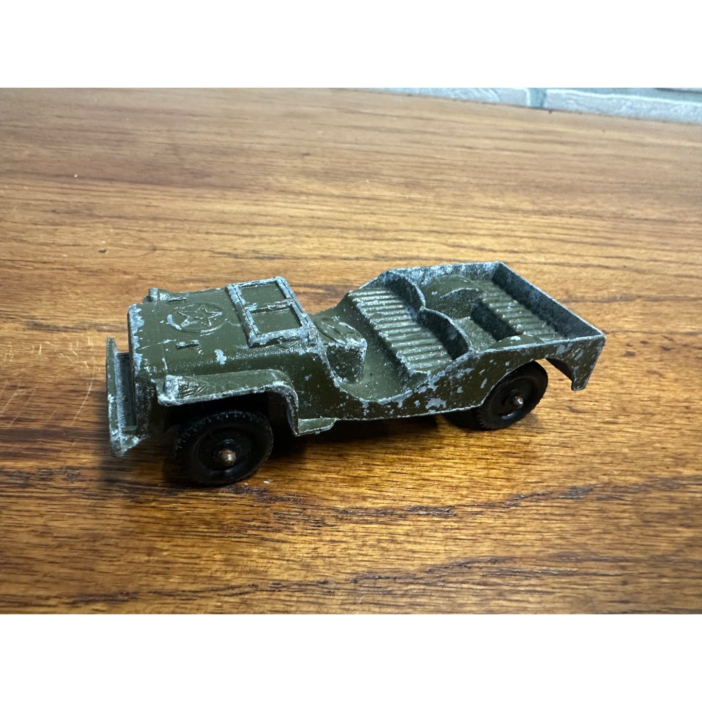 Vintage Tootsietoy Diecast Metal 4" US Army Green Military Jeep