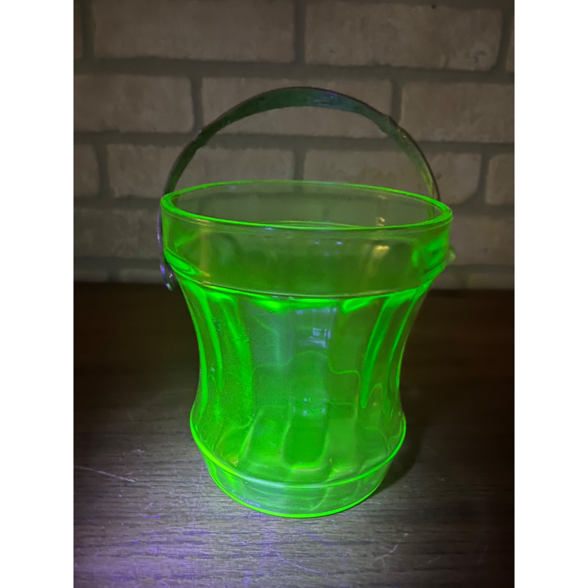 Vintage Uranium Green Glass Ice Bucket w/ Etched SIlver Handle - AS-IS