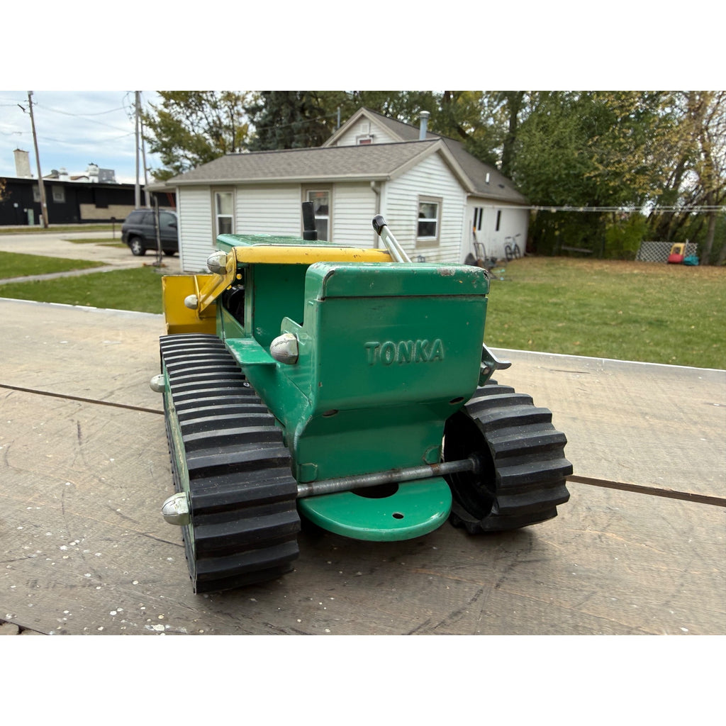 Vintage Tonka Loader Construction Green & Yellow Pressed Steel Toy #402