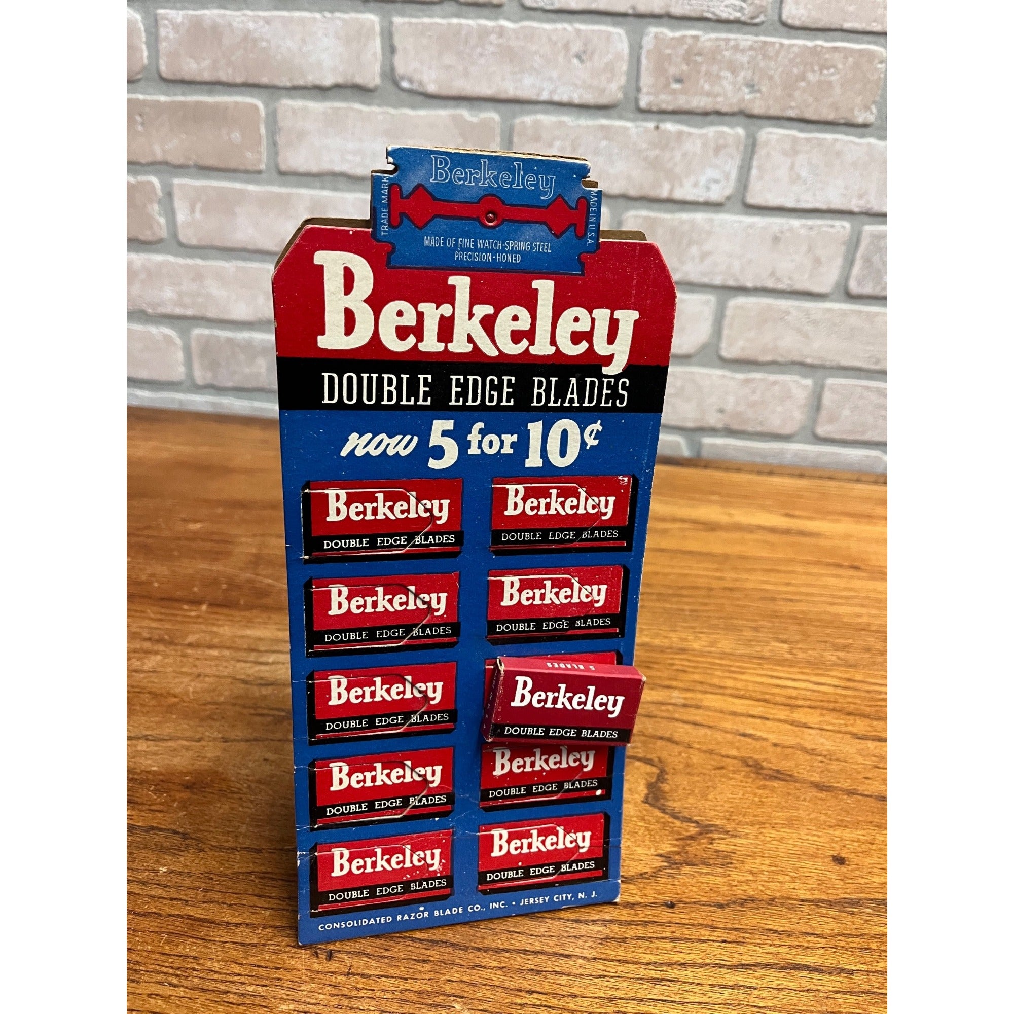 Vintage Berkley Double Edge Razor Blade Advertising Store Display Shaving