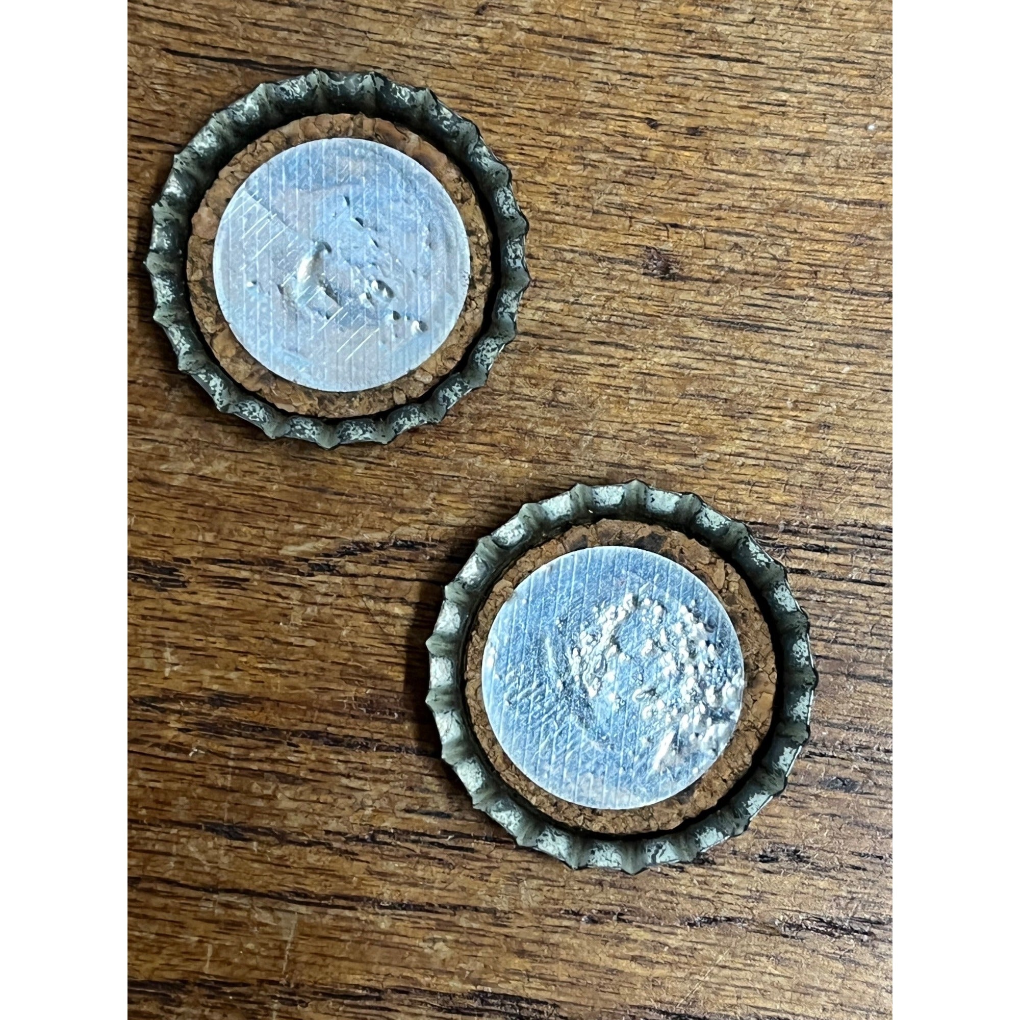 Vintage Fauerbach "Madison Beer" Wisconsin Beer Bottle Crown Top Caps Cork (2)