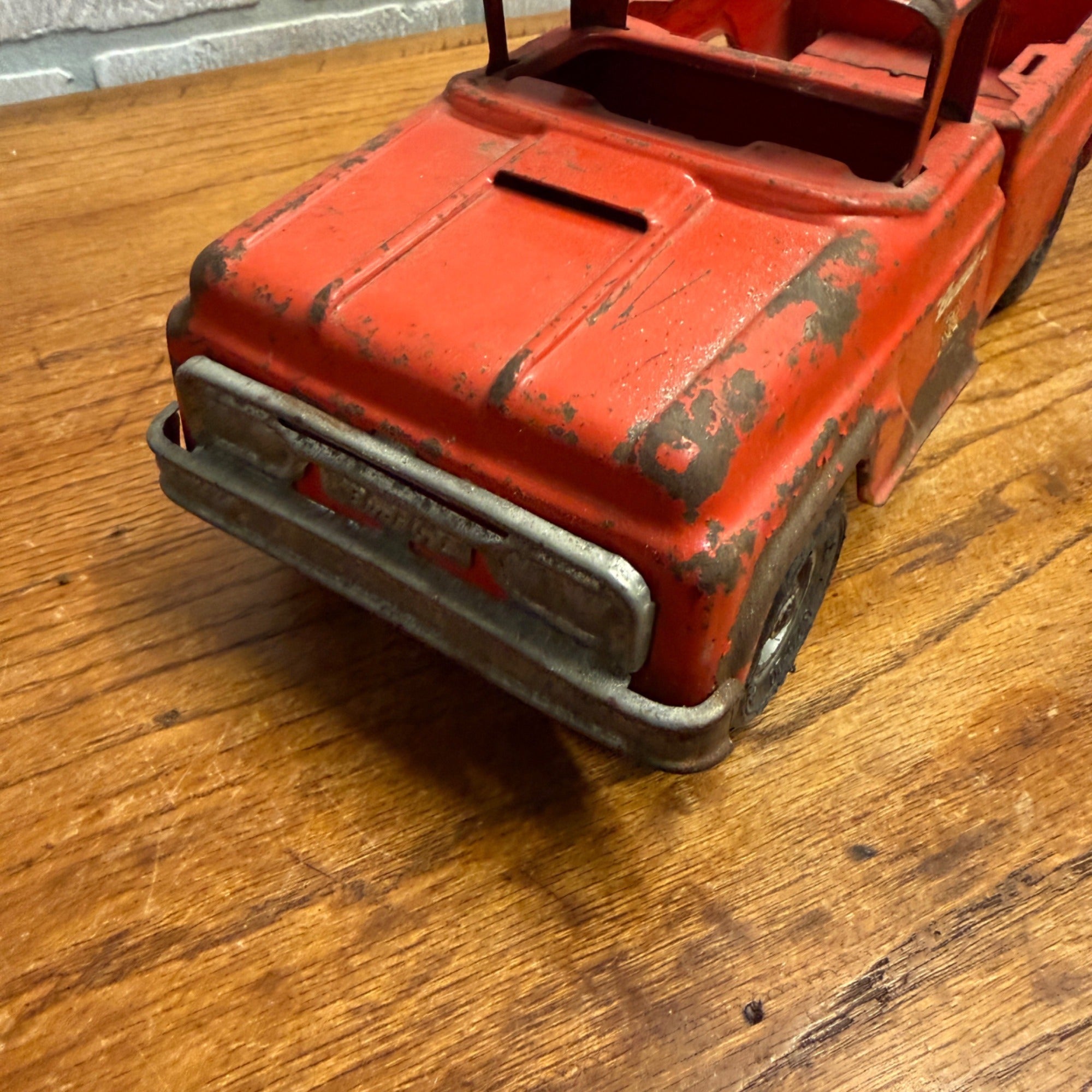 Vintage Buddy L Pressed Steel Toy Zoo Red Pickup Truck Toy -- Parts/Repair