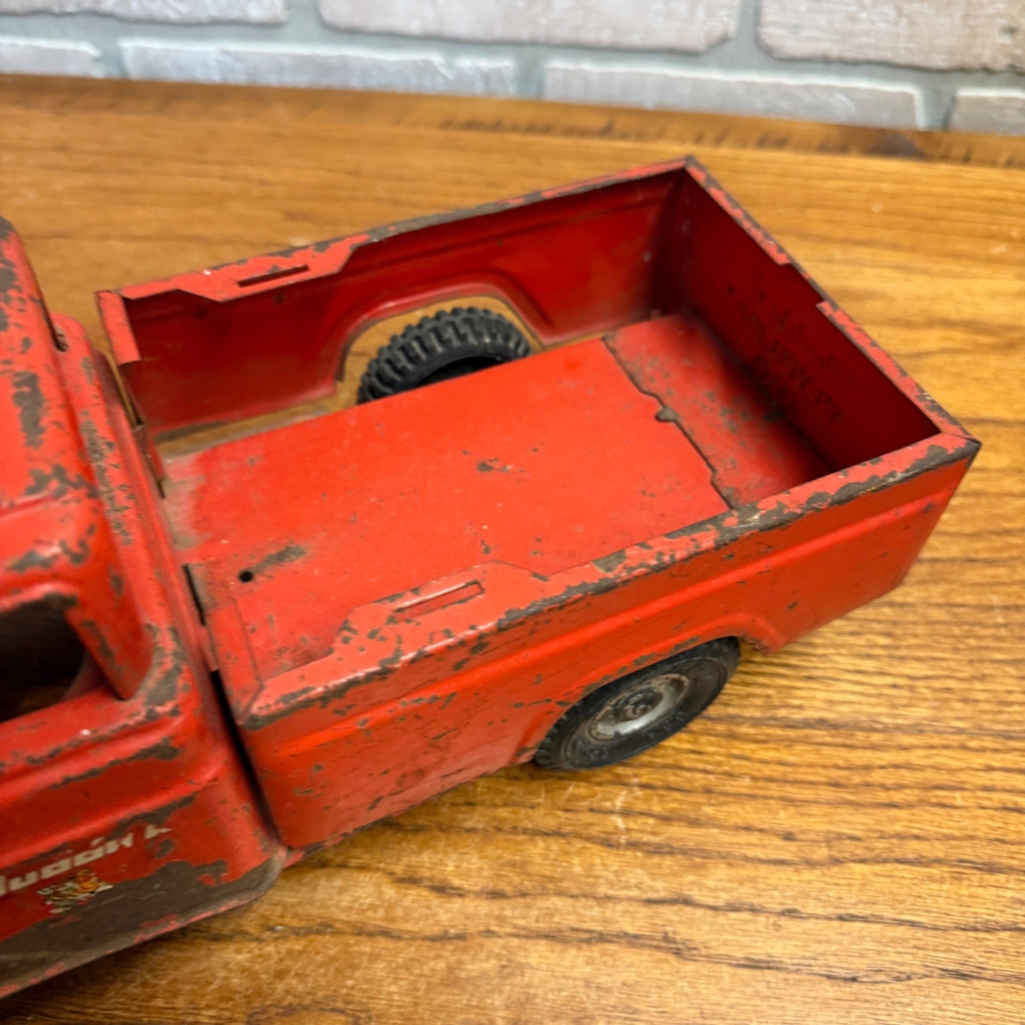 Vintage Buddy L Pressed Steel Toy Zoo Red Pickup Truck Toy -- Parts/Repair