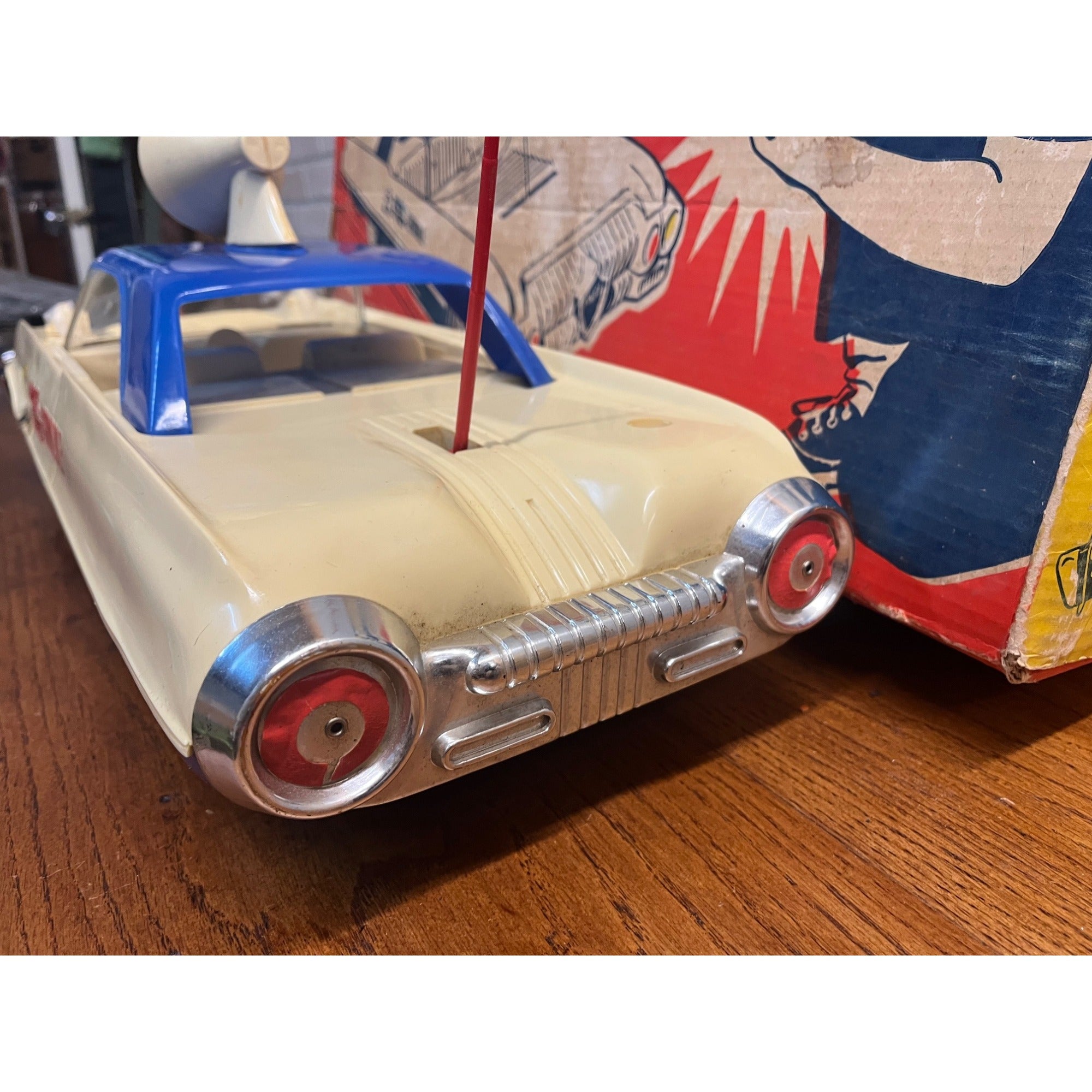 Vintage 1963 Dick Tracy Copmobile Ideal Toy Corp 23” Incomplete