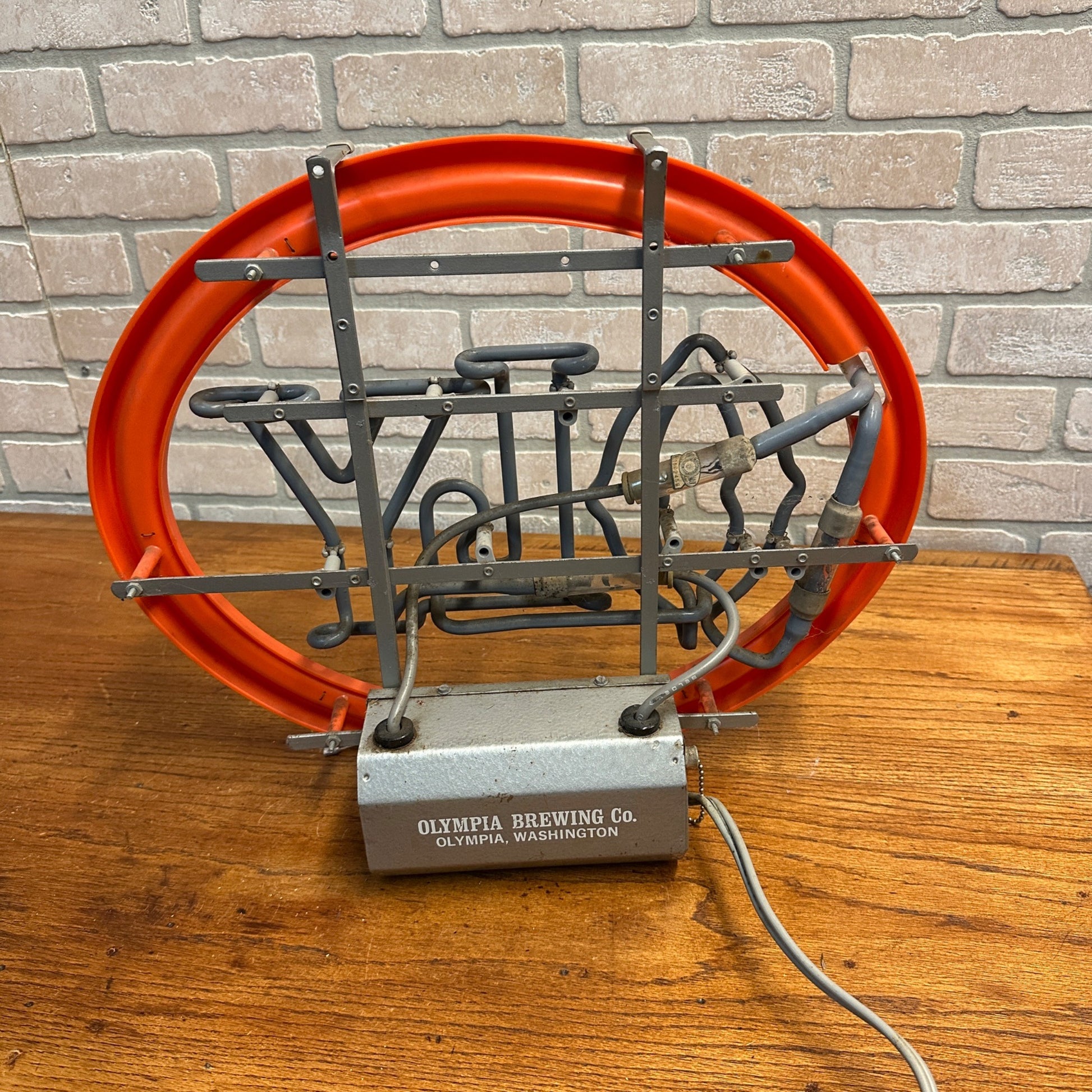 Vintage Olympia Brewing Co Oly Beer Neon Sign Works 25 x 21