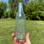 Vintage Lincoln Soda Water Co. Crown Top Milwaukee WIS Wi Aqua Soda Bottle