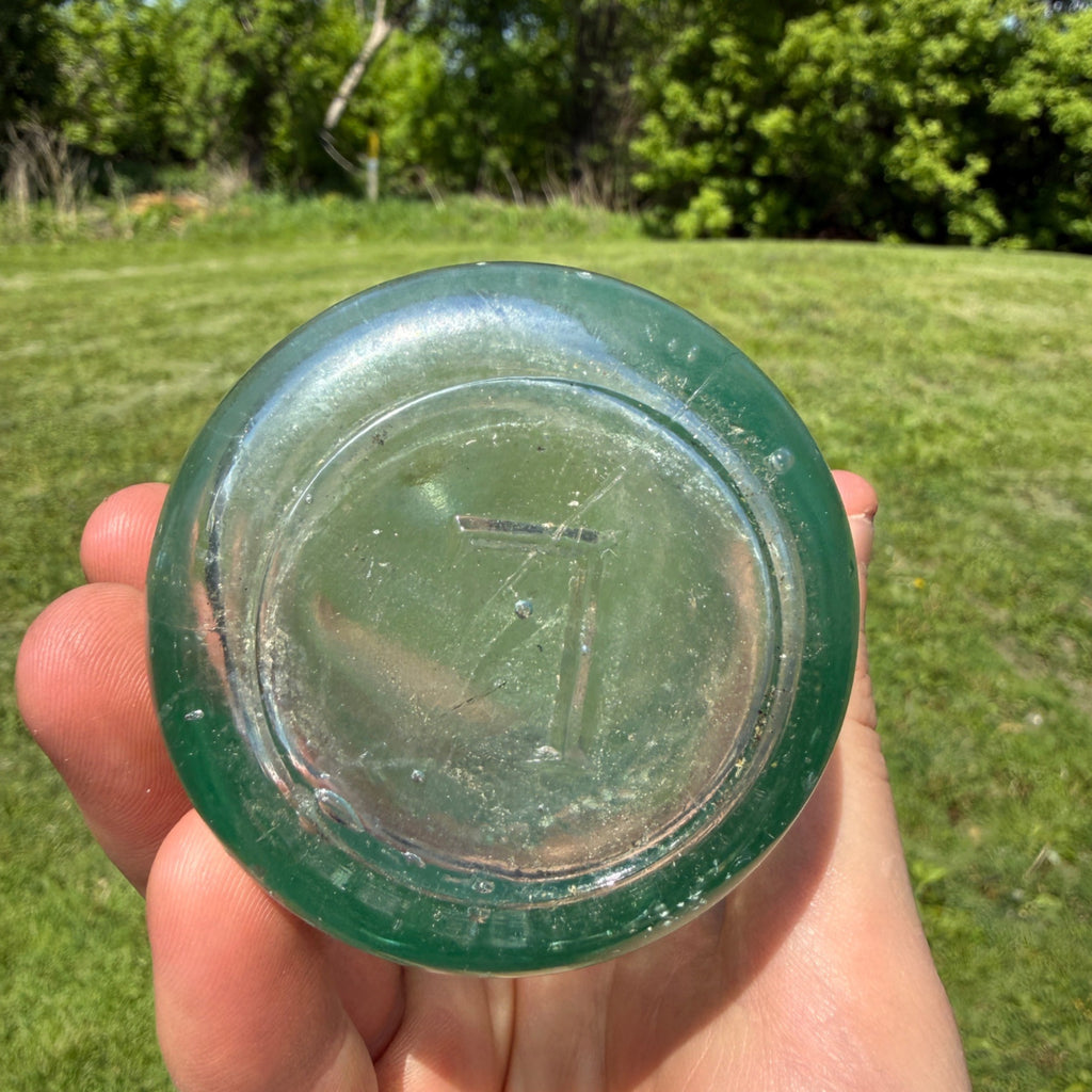 Vintage Lincoln Soda Water Co. Crown Top Milwaukee WIS Wi Aqua Soda Bottle