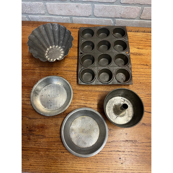 Vintage Lot of Galvanized Tin Bakeware Pieces: Bundt Pan, Pie Plates, Fluted Cake Pan, Muffin Tin Primitive Kitchen Decor