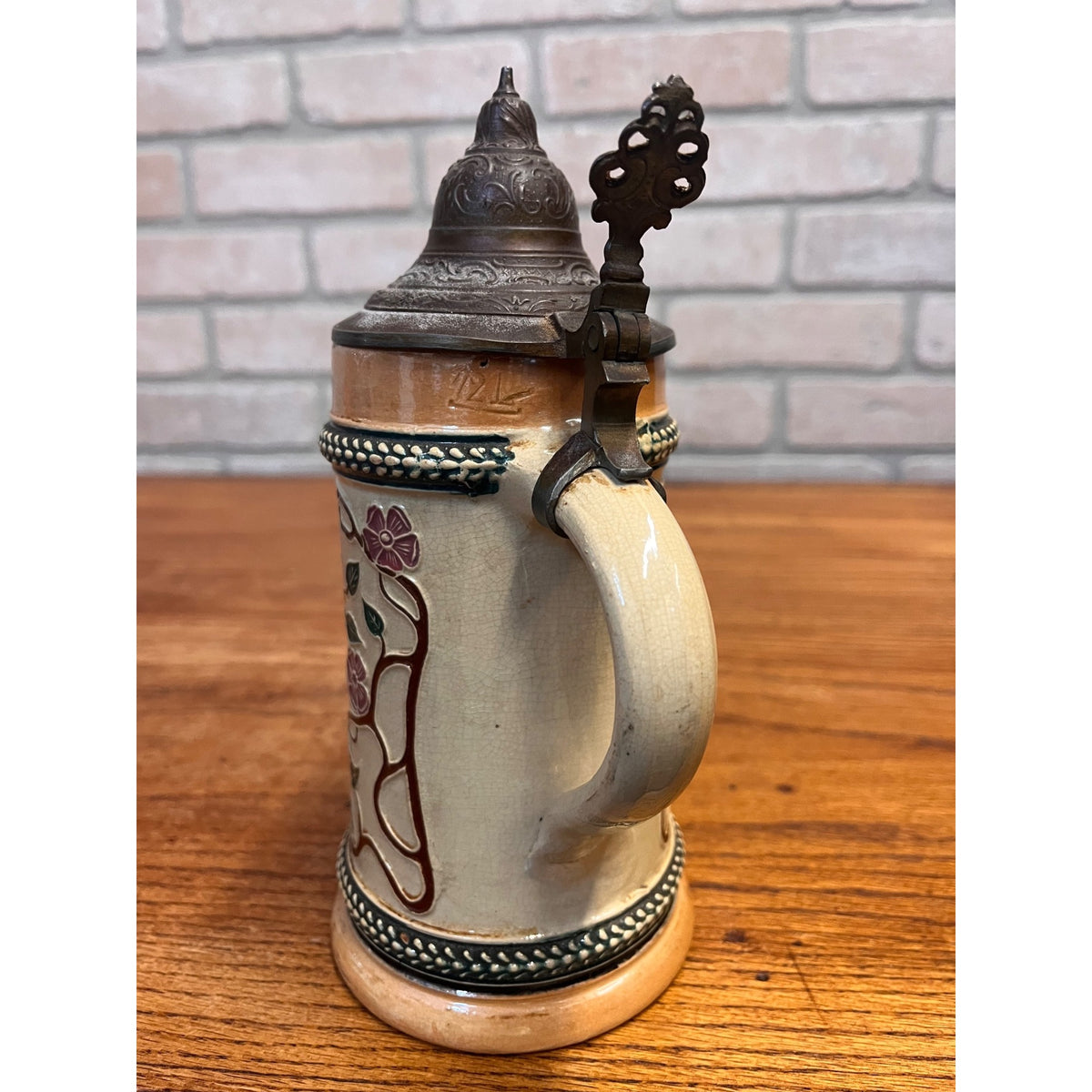 Vintage Matthias Grimscheid Courting Couple Relief Beer Stein w/Lid Germany 0.5L