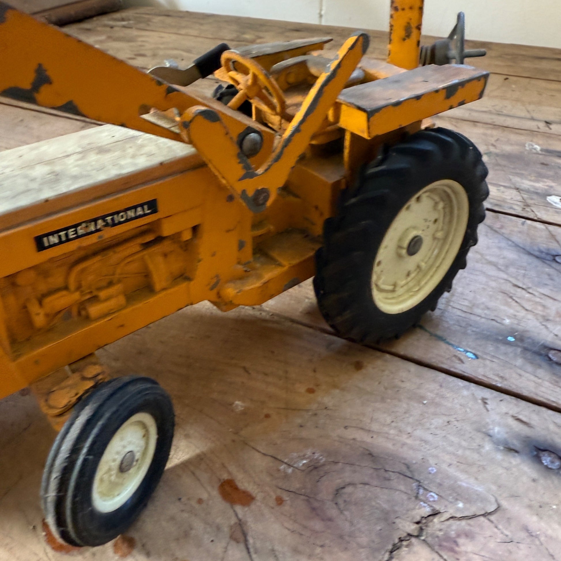 ERTL Yellow International Harvester Tractor Backhoe Loader Parts or Repair