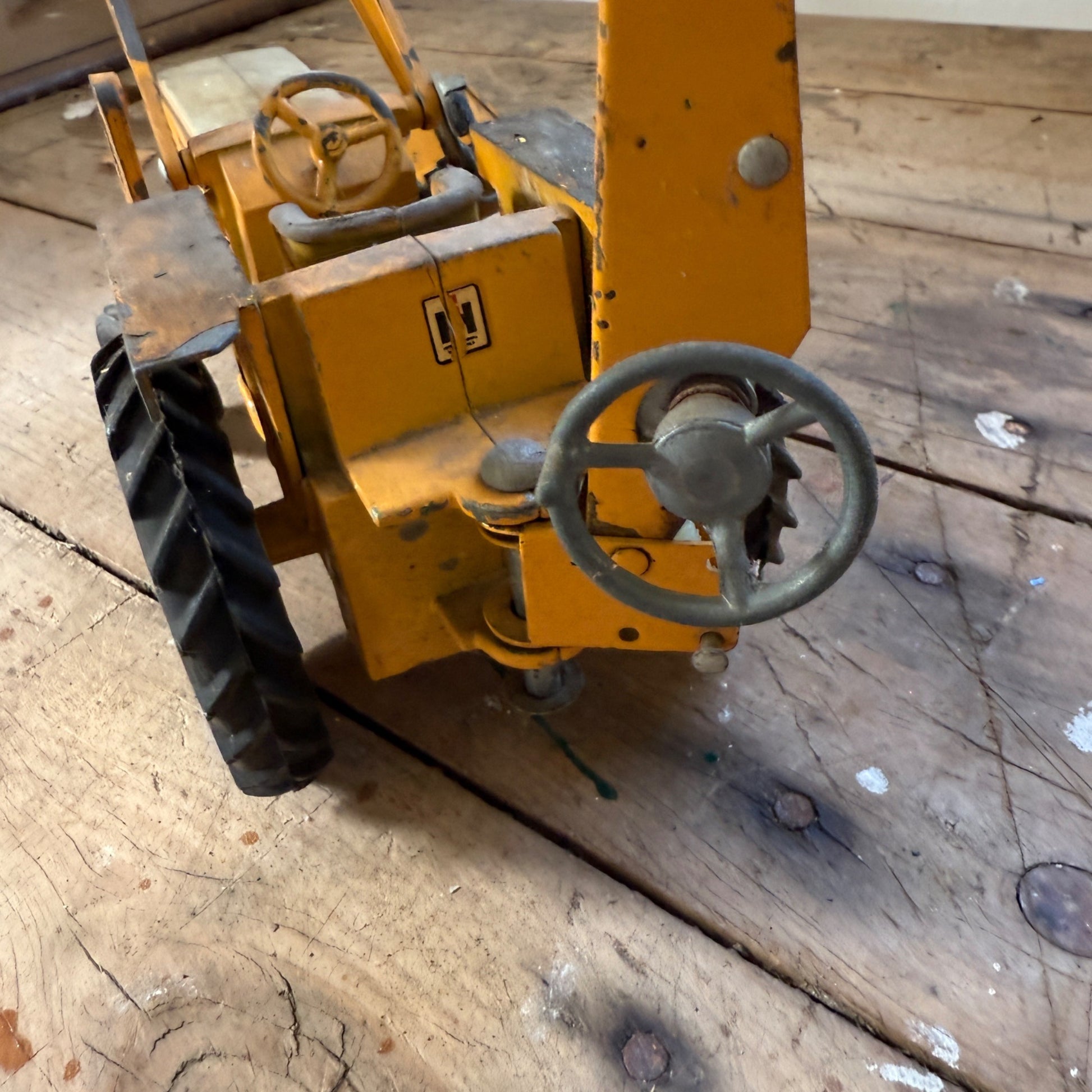 ERTL Yellow International Harvester Tractor Backhoe Loader Parts or Repair
