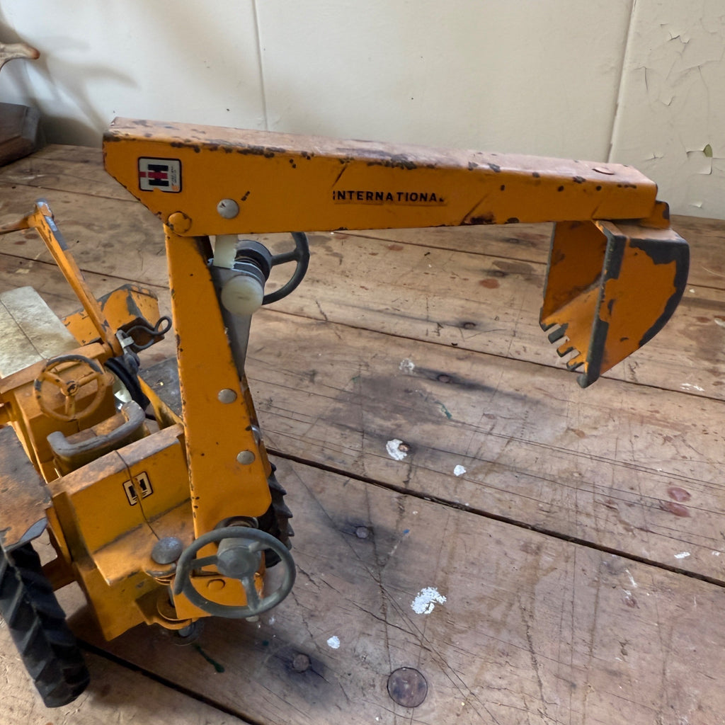 ERTL Yellow International Harvester Tractor Backhoe Loader Parts or Repair