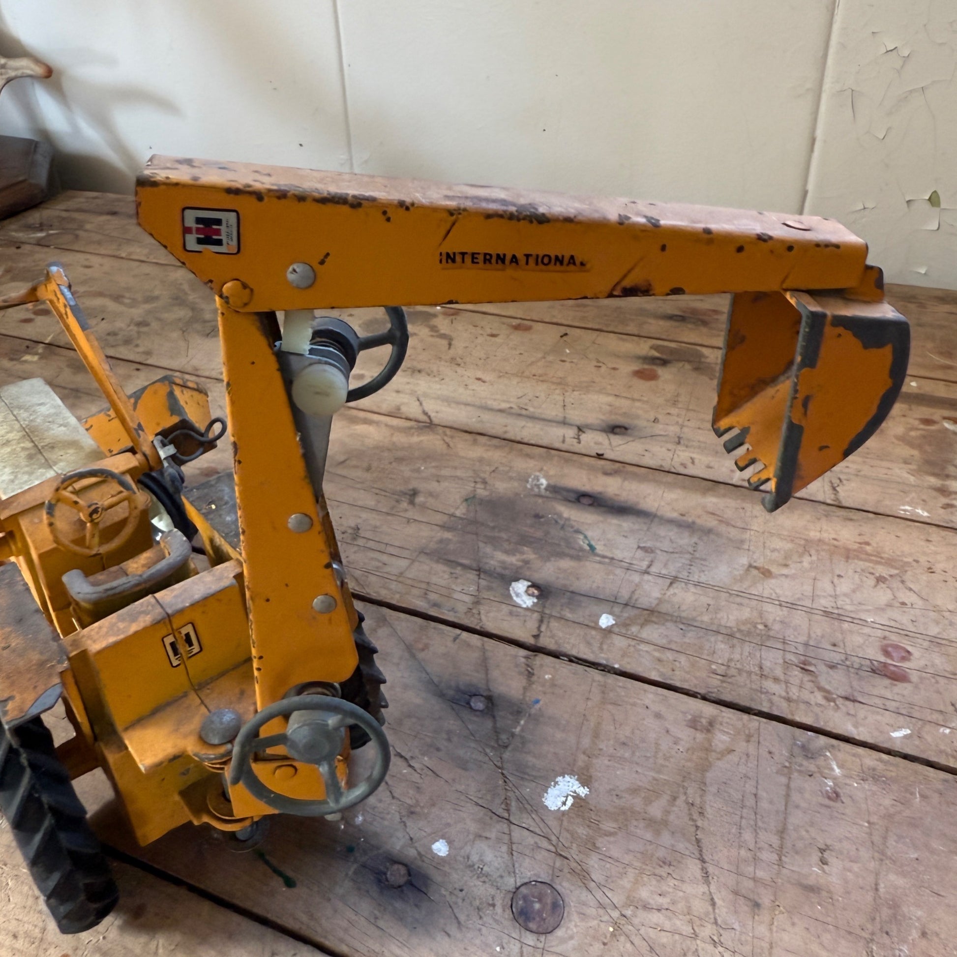 ERTL Yellow International Harvester Tractor Backhoe Loader Parts or Repair