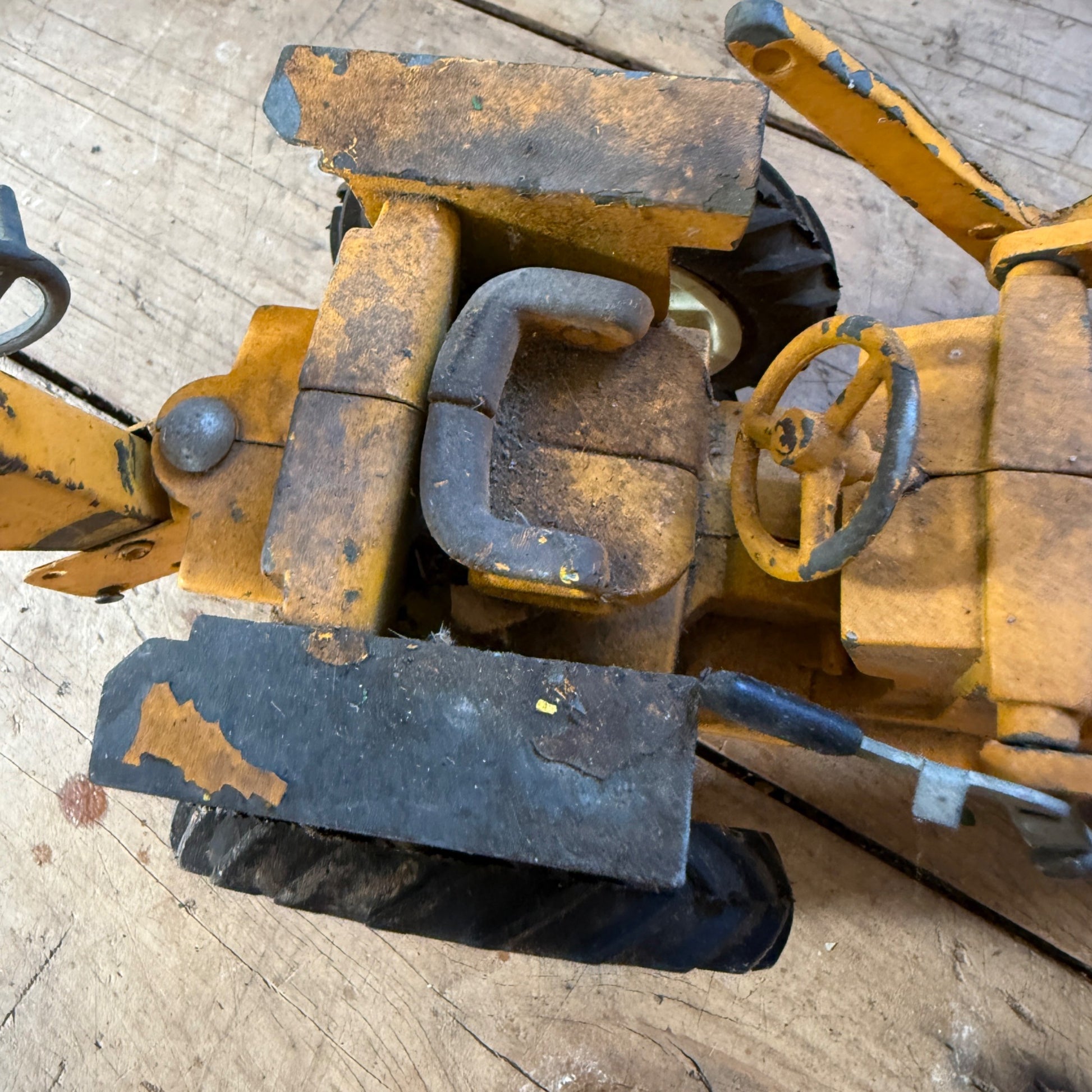 ERTL Yellow International Harvester Tractor Backhoe Loader Parts or Repair