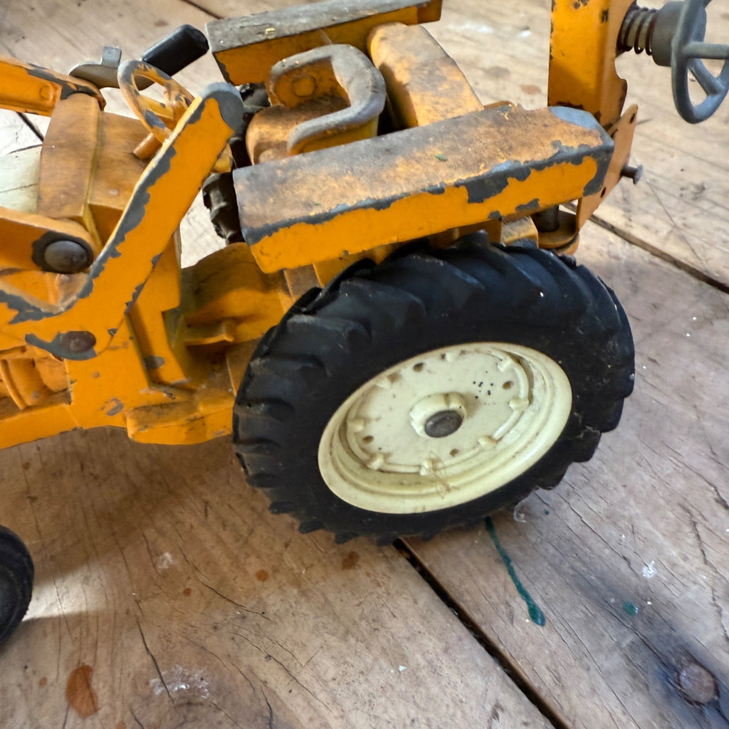 ERTL Yellow International Harvester Tractor Backhoe Loader Parts or Repair