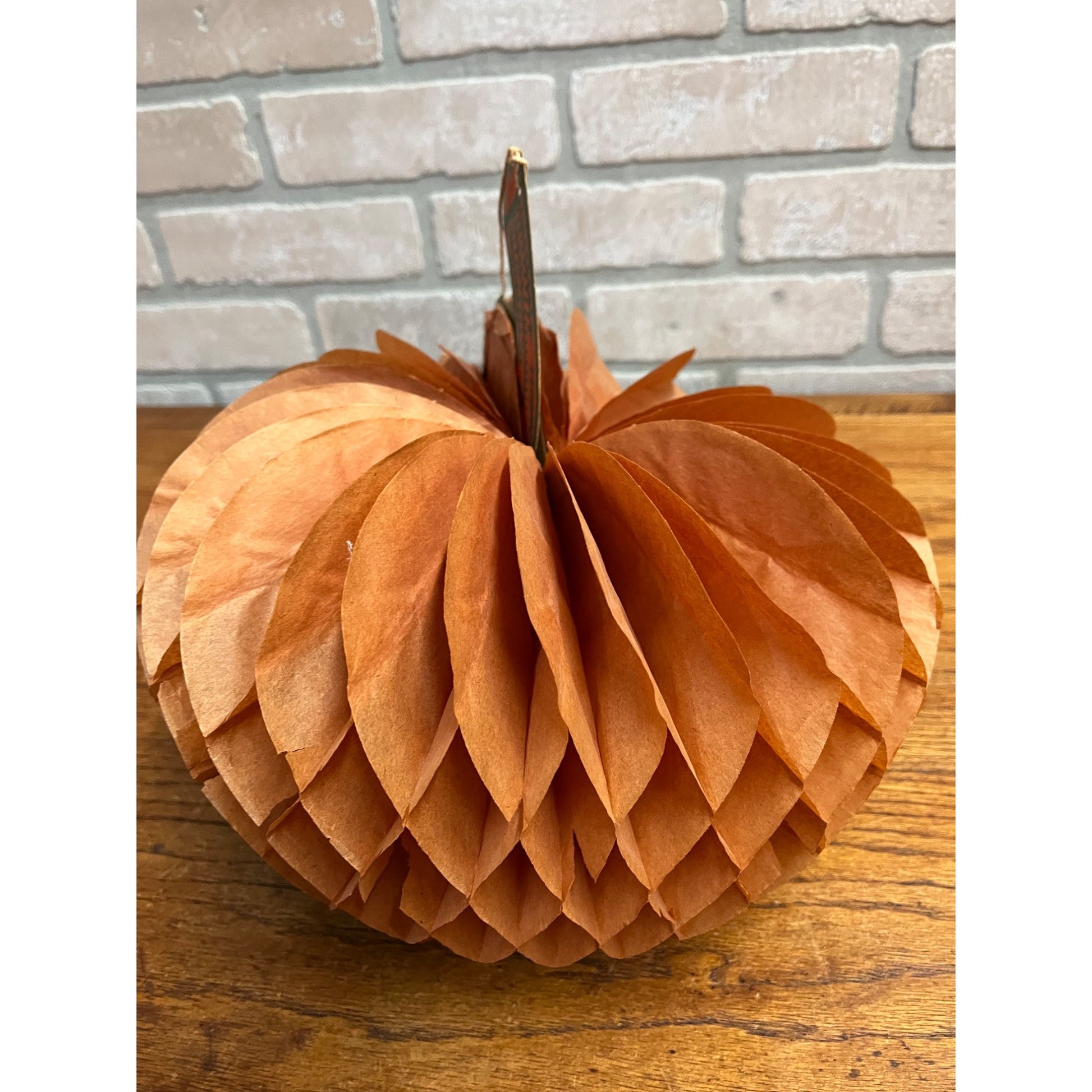 Vintage Halloween Accordion Besitle 1970s Pumpkin Honeycomb Party Decoration