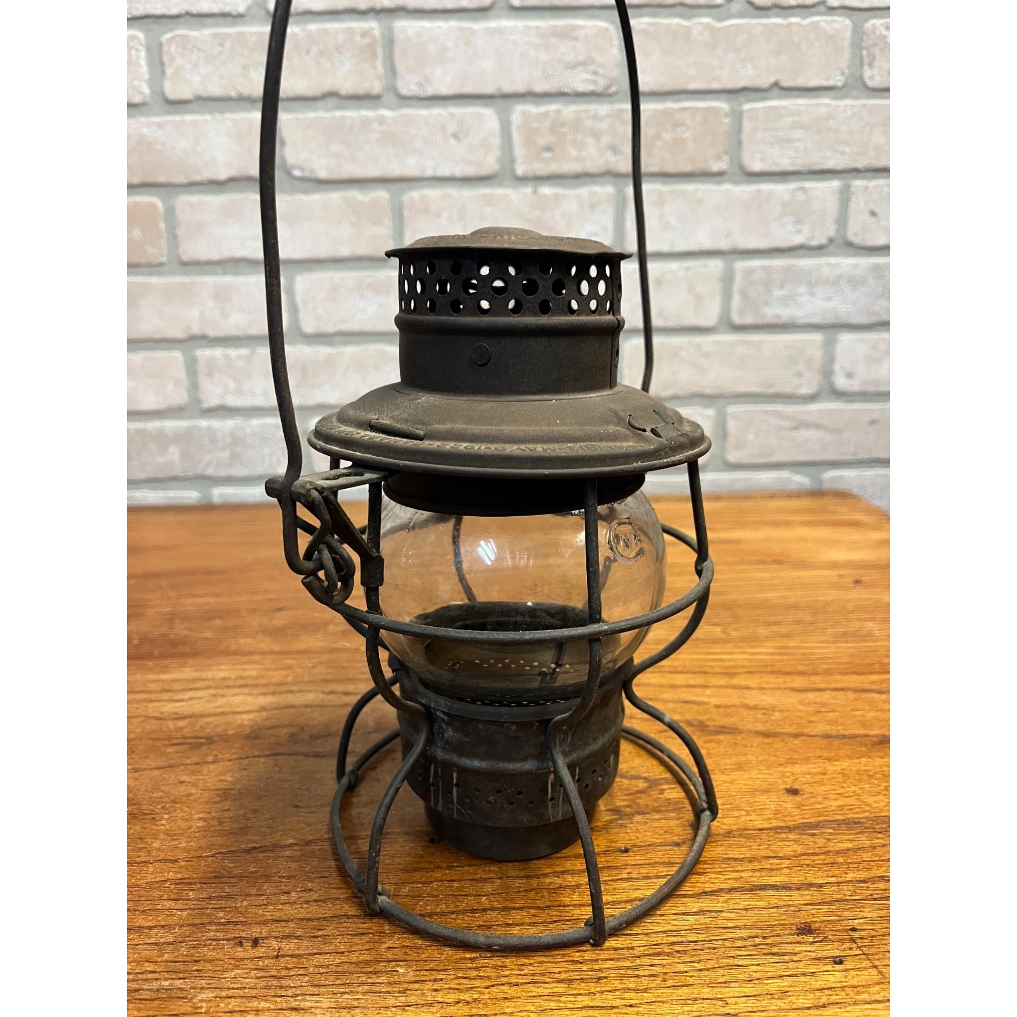 Vintage Adlake Kero No. 250 Soo Line RR lantern - No Burner Assembly