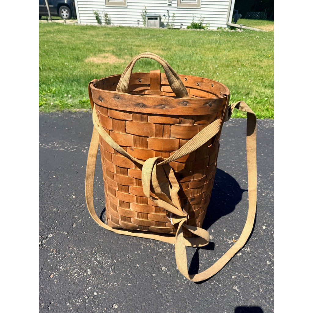 Antique Early Adirondack Trapper Back Pack Basket Original Straps Amazing Shape