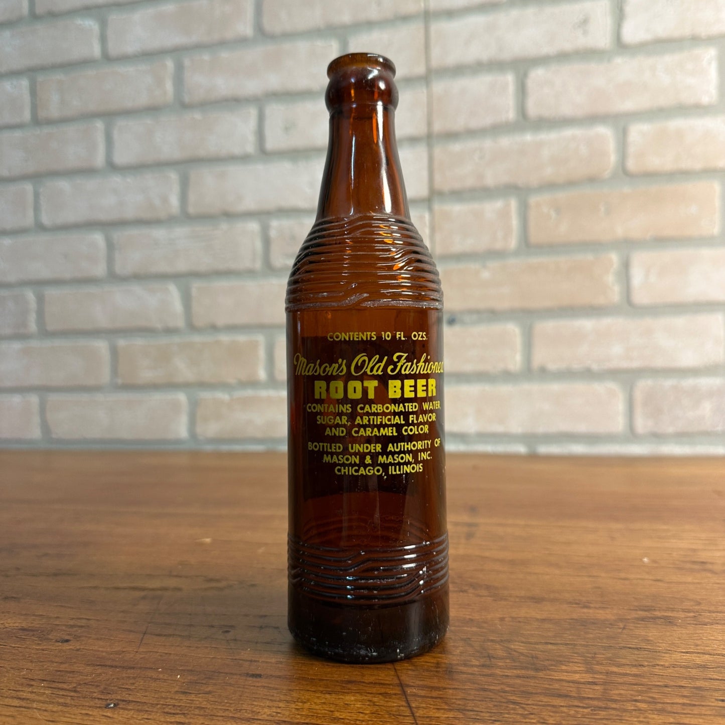 1950s Masons Root beer ACL Brown Amber Soda Pop Bottle Chicago