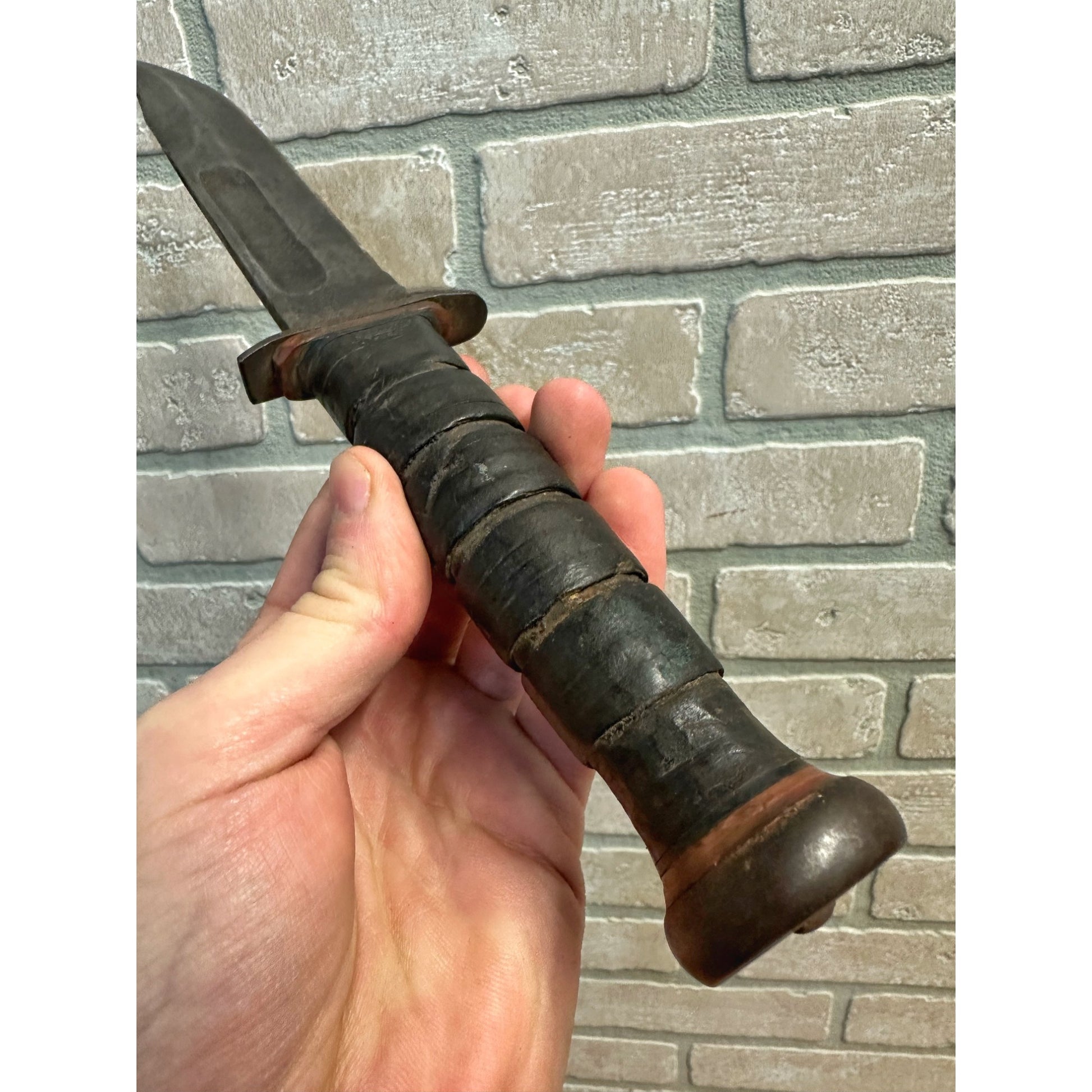 Original WWII US Navy RH 37 Fighting Knife + Sheath, Dog Tags, & Medals Named ID Estate