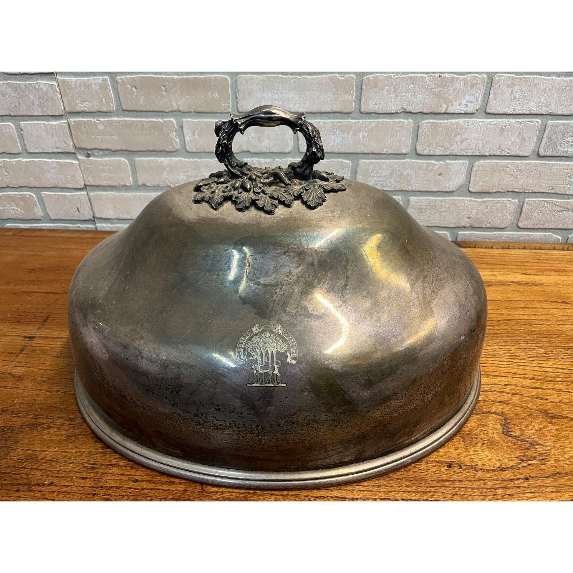 Fabulous Antique Large Victorian Meat Dome Silver Plate Acorn Handle Curteis Family