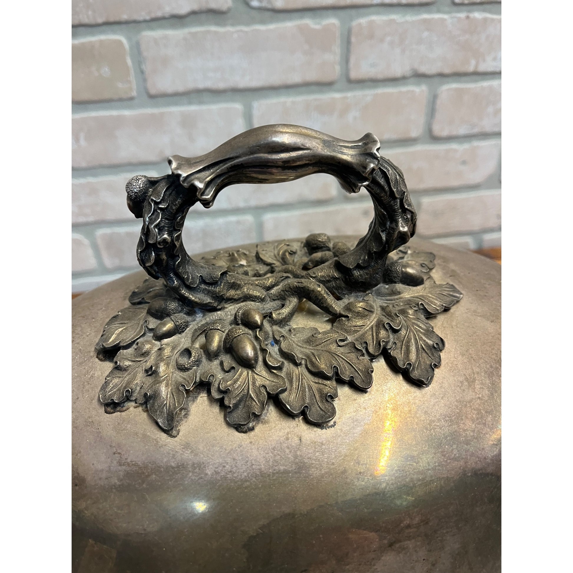 Fabulous Antique Large Victorian Meat Dome Silver Plate Acorn Handle Curteis Family