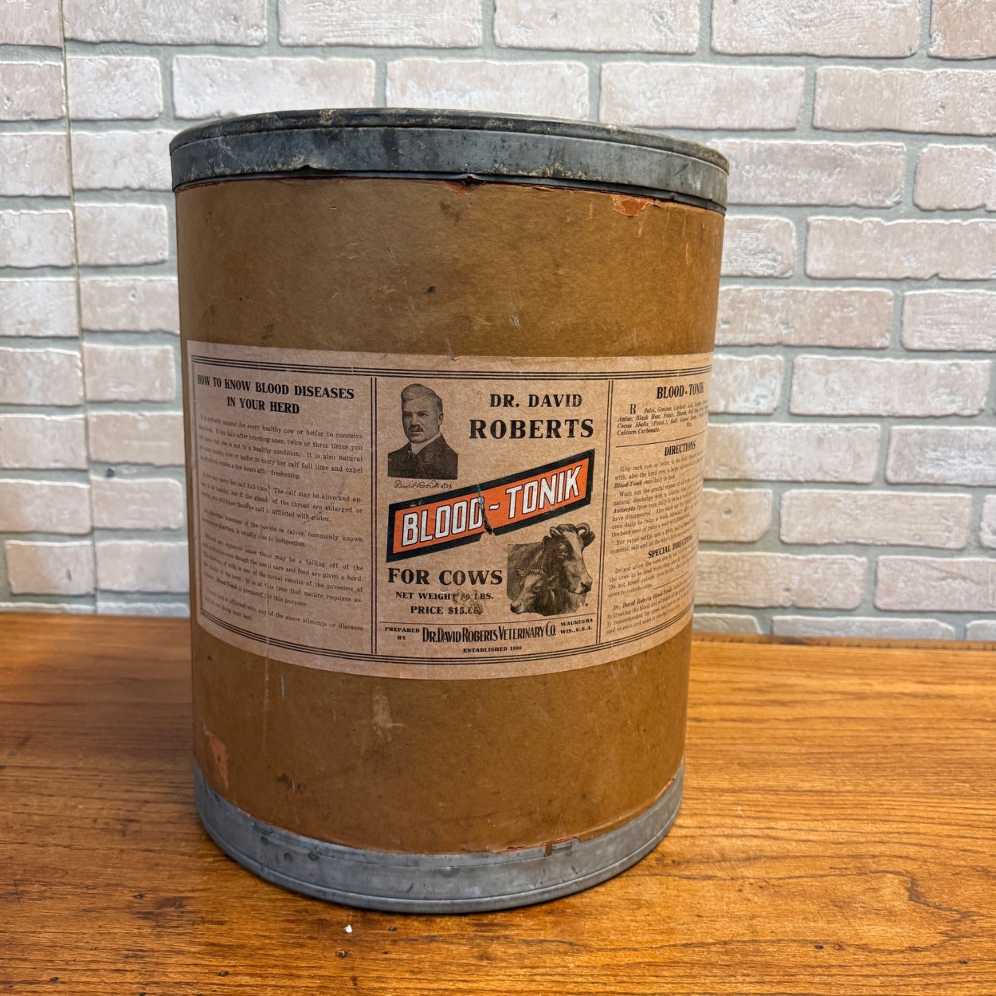 Scarce Dr. Roberts Blood Tonik Livestock Cow Barrel Veterinarian Decor