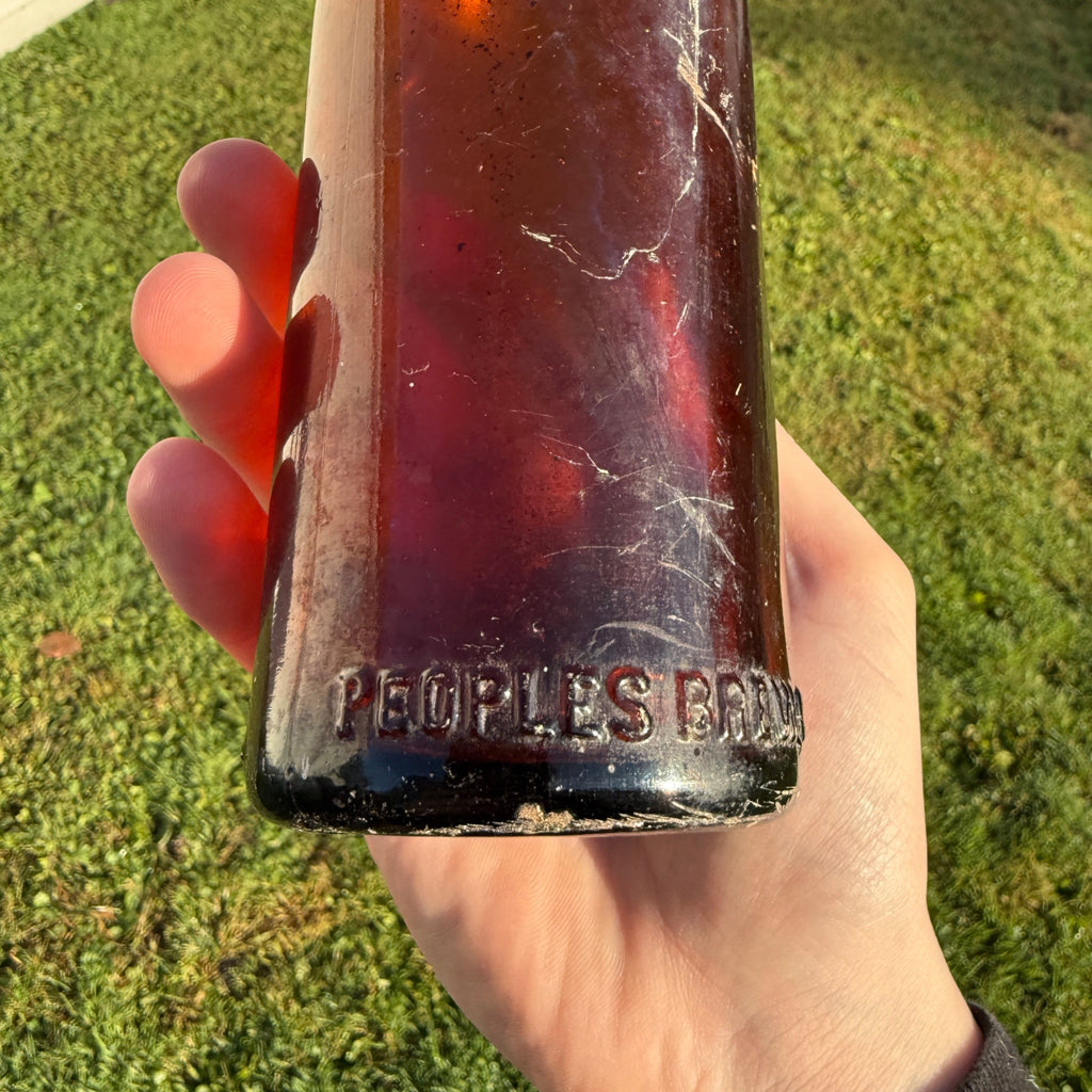 Vintage People's Beer Brewing Oskhosh Wisconsin Wis Beer Bottle Bottom Embossed