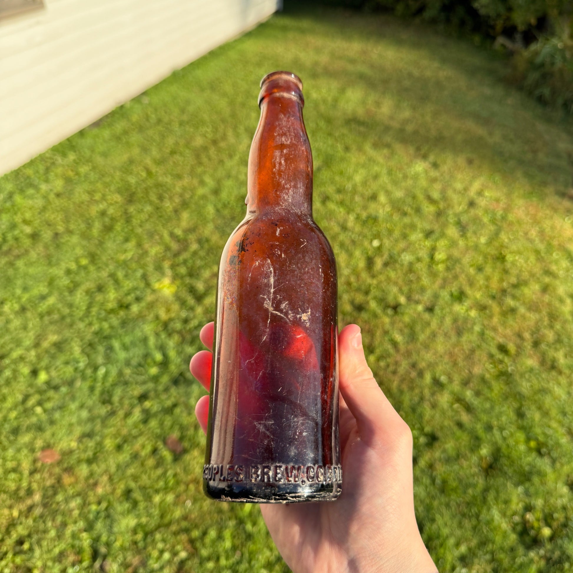 Vintage People's Beer Brewing Oskhosh Wisconsin Wis Beer Bottle Bottom Embossed