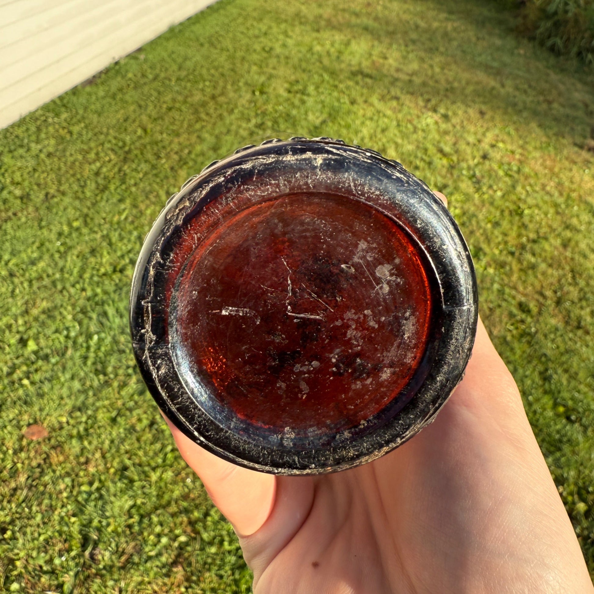 Vintage People's Beer Brewing Oskhosh Wisconsin Wis Beer Bottle Bottom Embossed