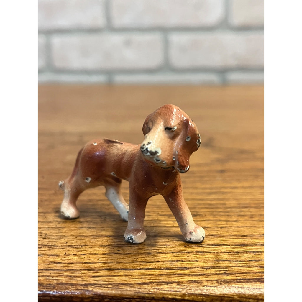 Vintage Hubley Bloodhound Dog Figurine Miniature 2-1/4" Small Figure 1920s