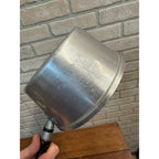 VTG WEAR-EVER ALUMINUM NO. 226 SAUCEPAN 1 1/2 QUART WOOD HANDLE W/LID