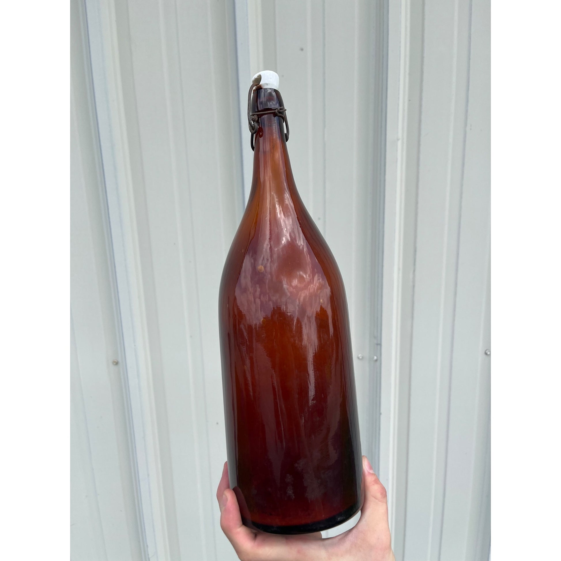 Pre-Pro Clinton Brewing Co. Iowa Amber Half Gallon Picnic Beer Blob Bottle