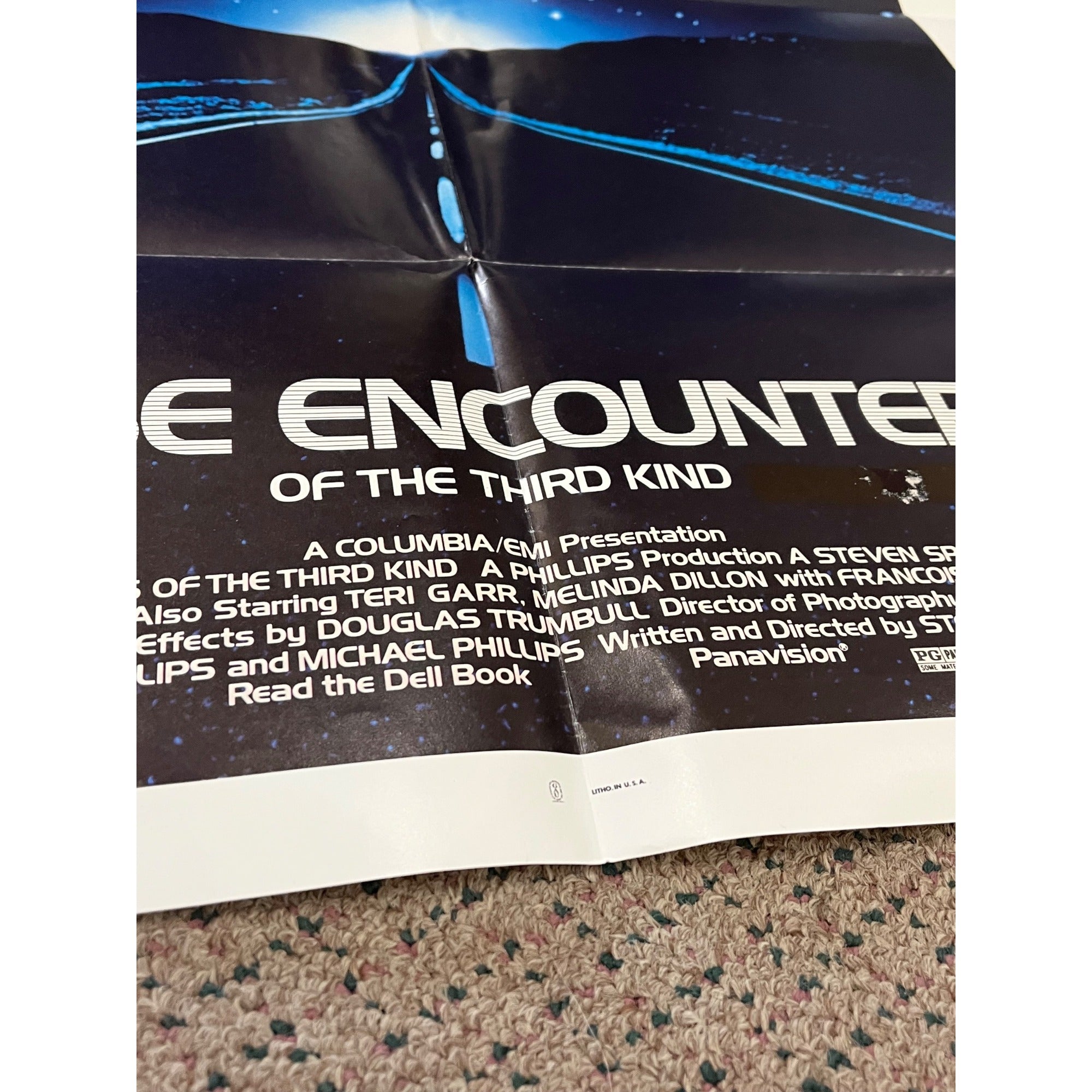 Vintage 1977 “Close Encounters Of The Third Kind” Original Movie Poster 23x35