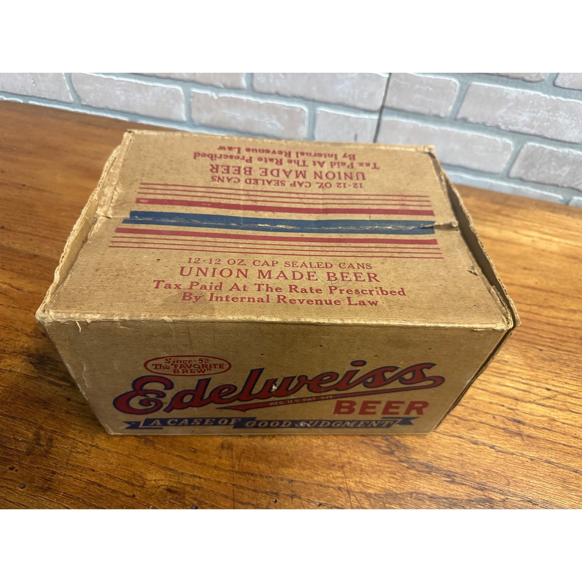 RARE Edelweiss Beer Carboard Box Case for 12 Cone Top Beer Cans IRTP Chicago
