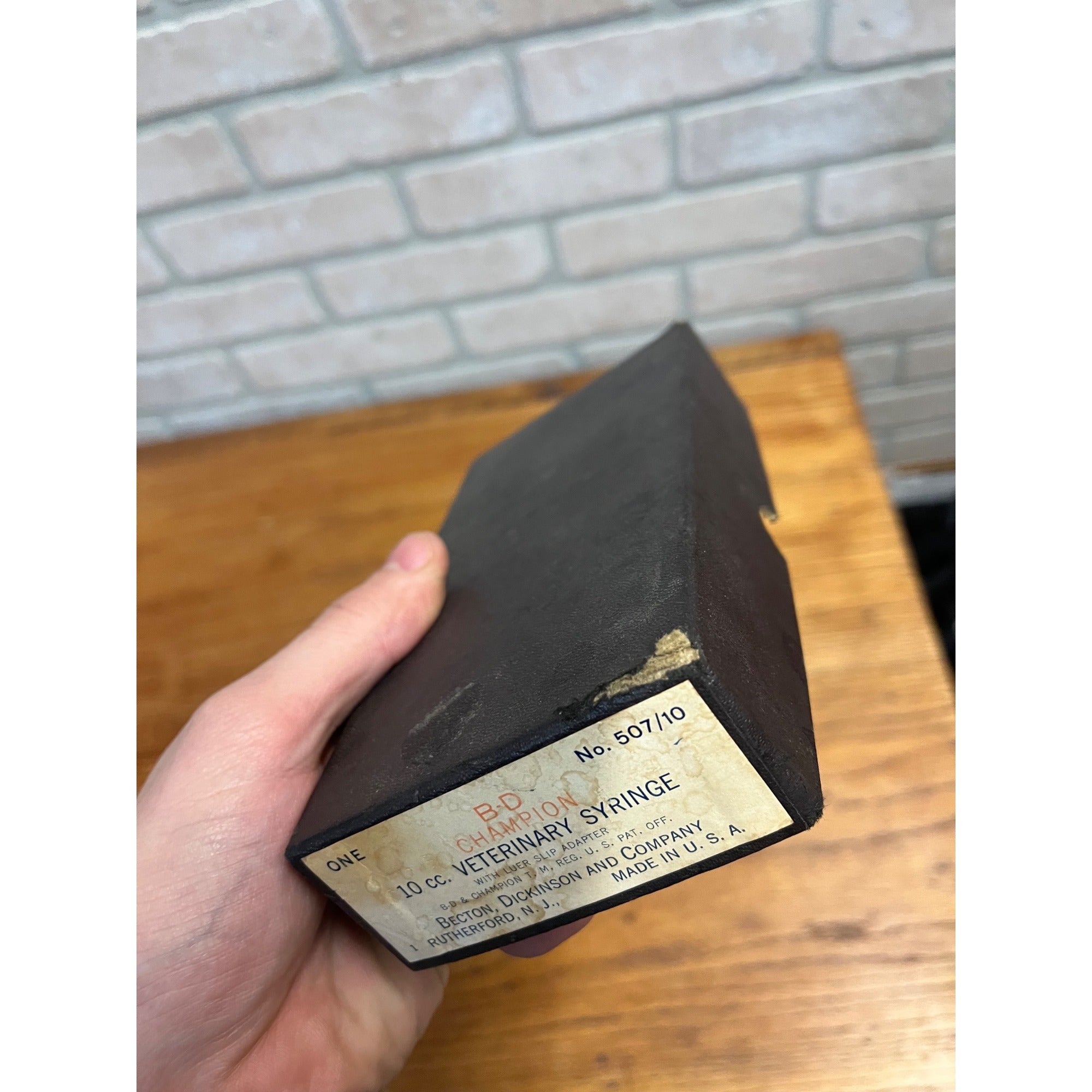 Vintage 1940s B-D Veterinary Syringe No. 507/10 Becton-Dickinson Co. w/ Box