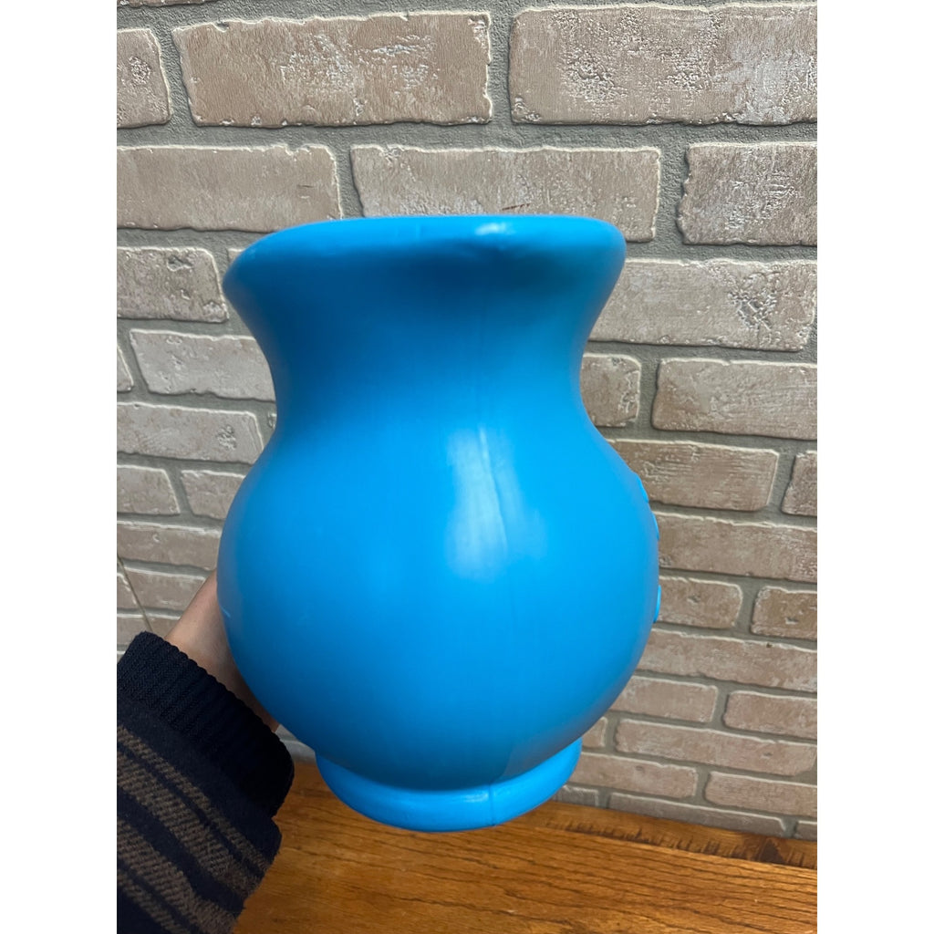 Vintage 1984 Kool-Aid Man Blue Plastic 2-Quart Pitcher + 4 Cups