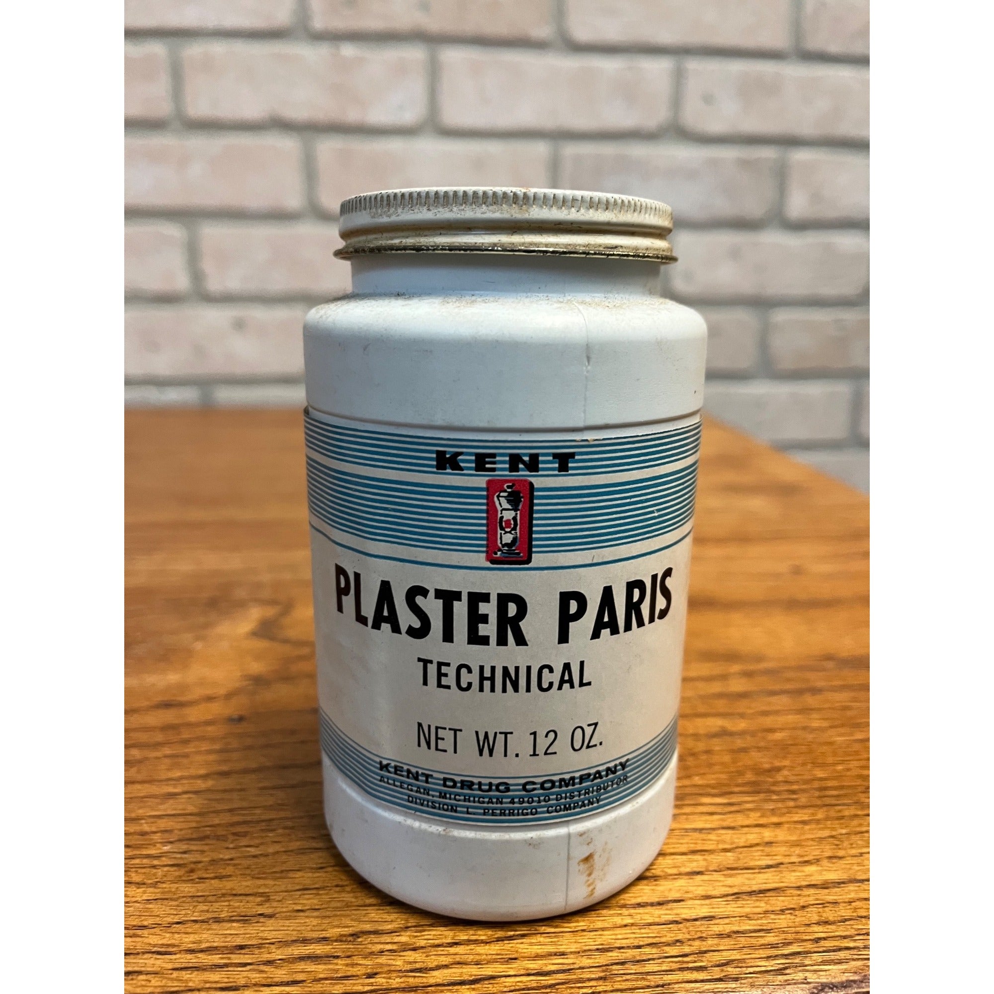 Vintage Kent Drug Company Plaster Paris Plastic Jar Can w/ Contents
