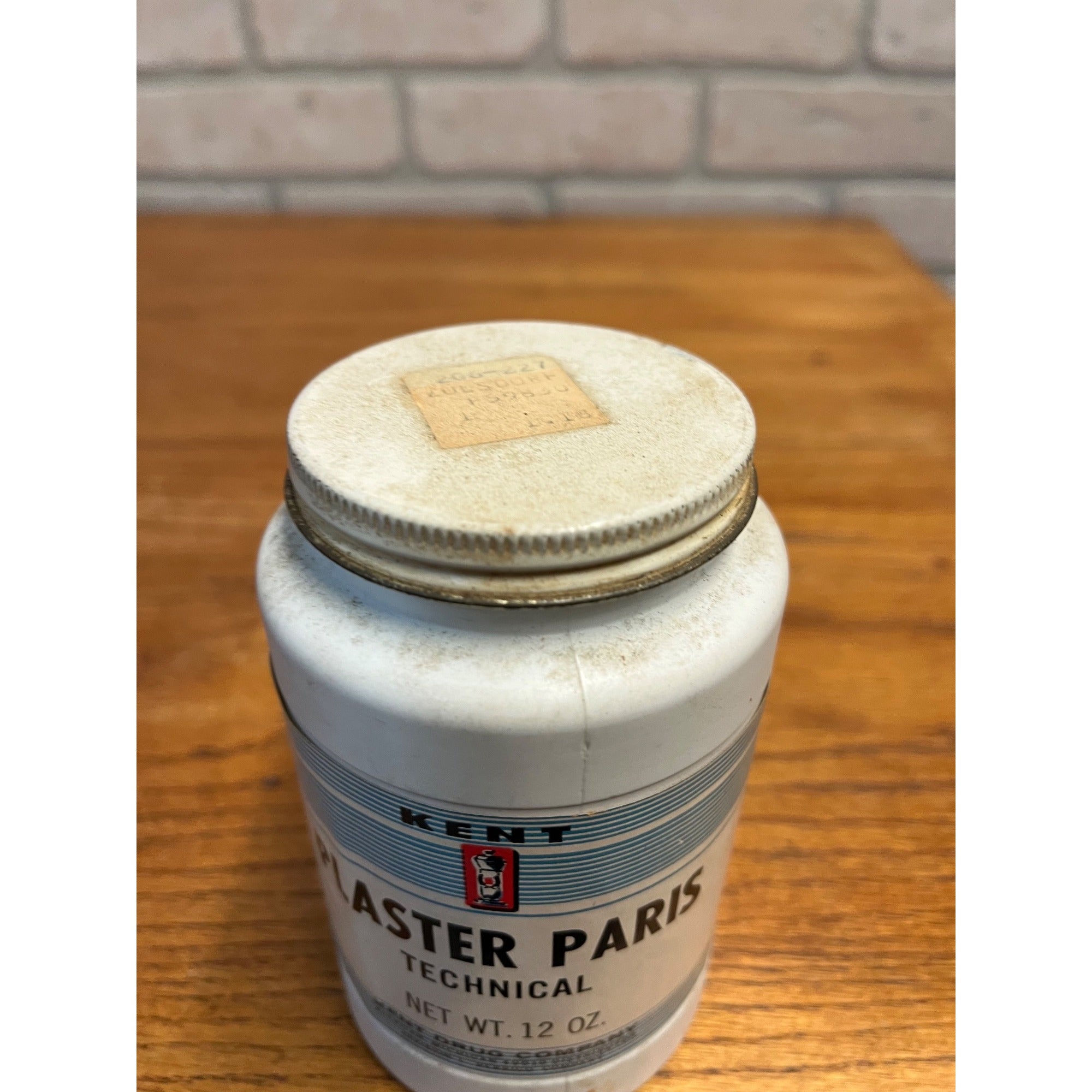 Vintage Kent Drug Company Plaster Paris Plastic Jar Can w/ Contents