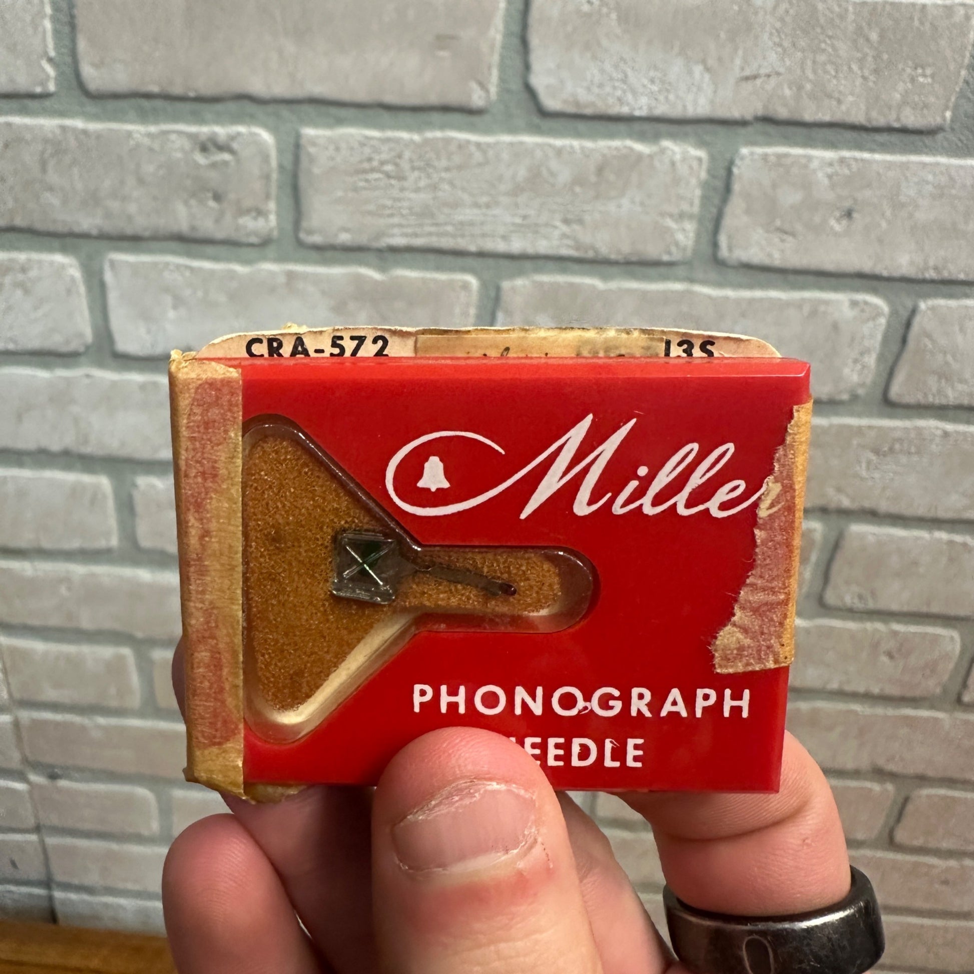 Miller Phonograph Needle CRA-572 GB-413S