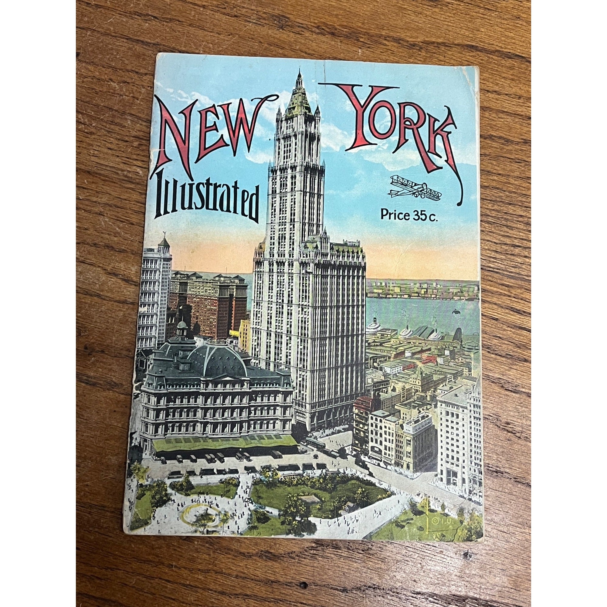 Vintage c1928 New York Illustrated Manhattan Post Card Co Soft Cover Photo Book